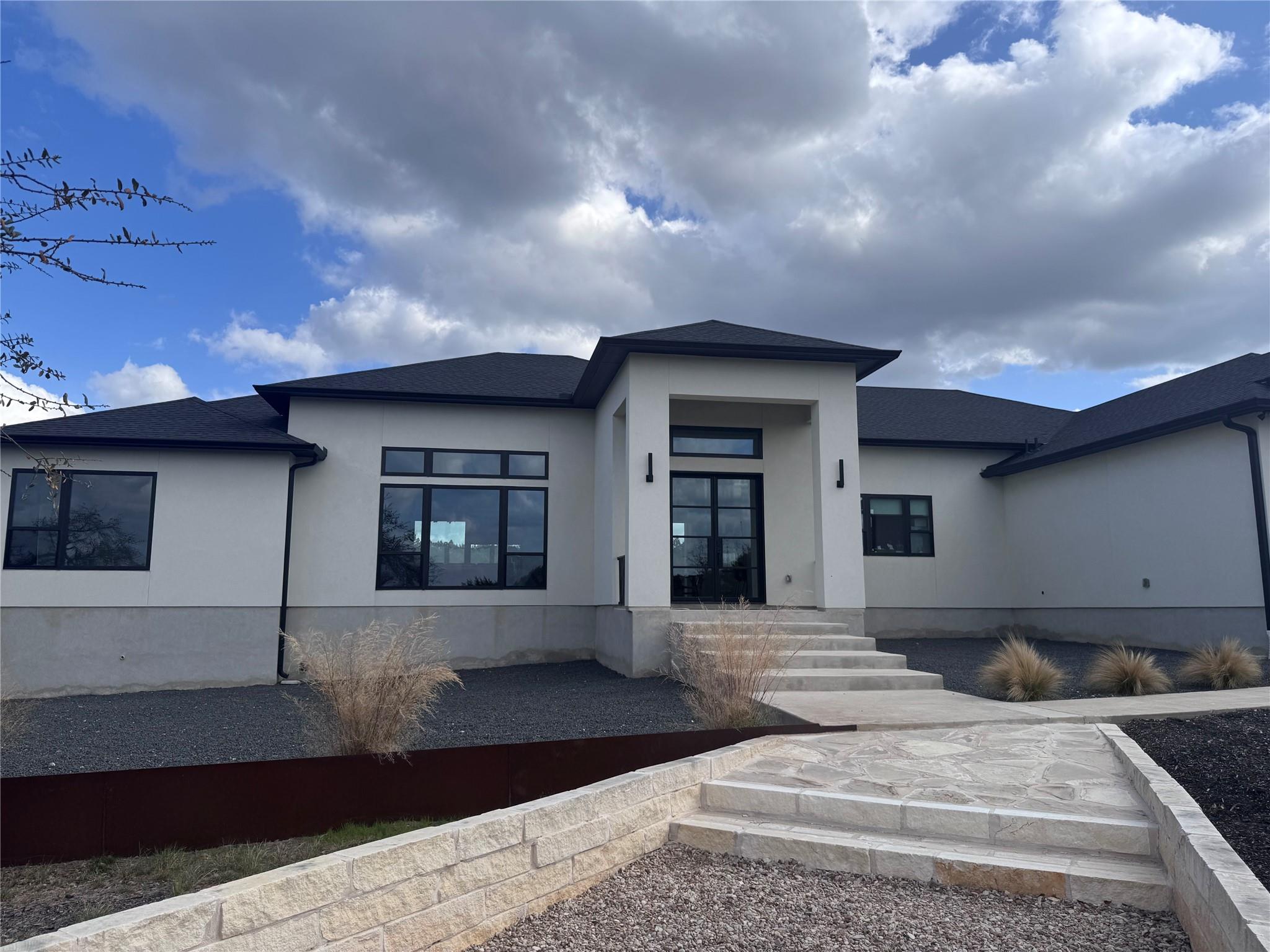 Listing photo 1 of 234  Campolina Ln