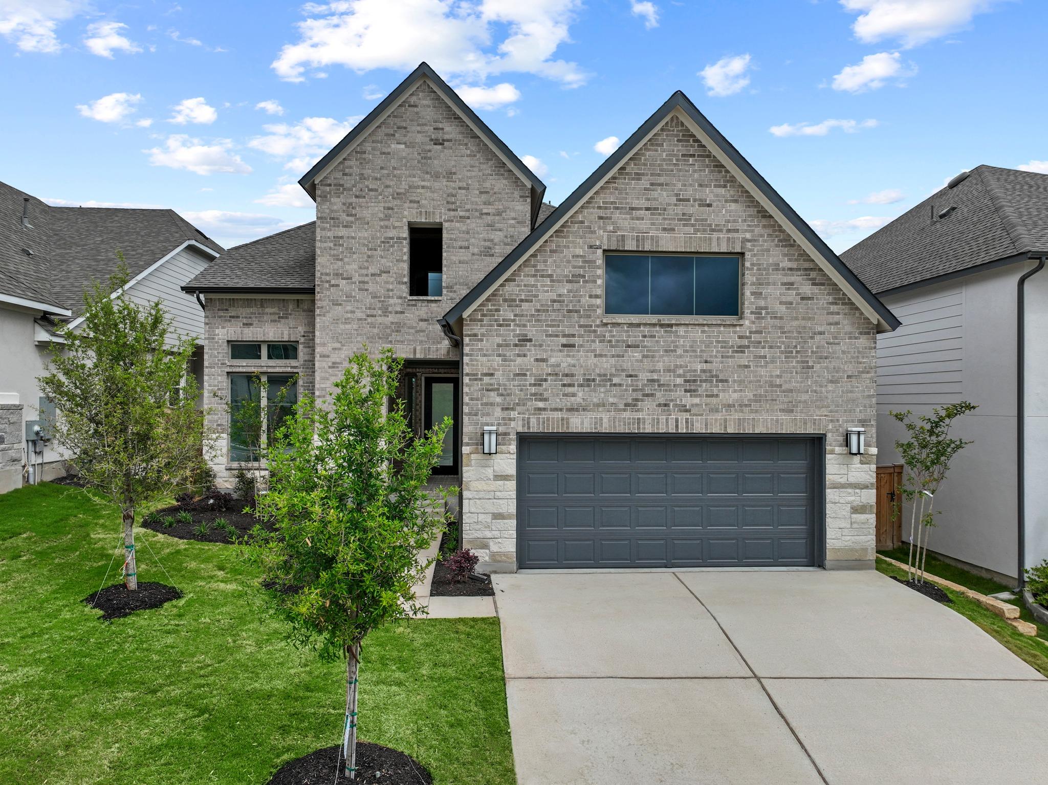 Listing photo 1 of 337  Horsemint Ln
