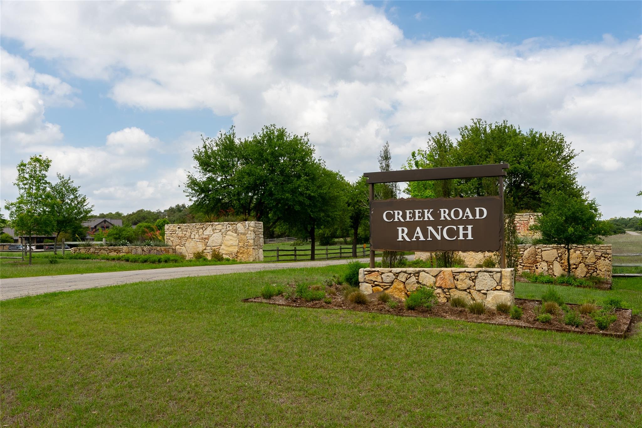 Listing photo 1 of 523  Dario Dr
