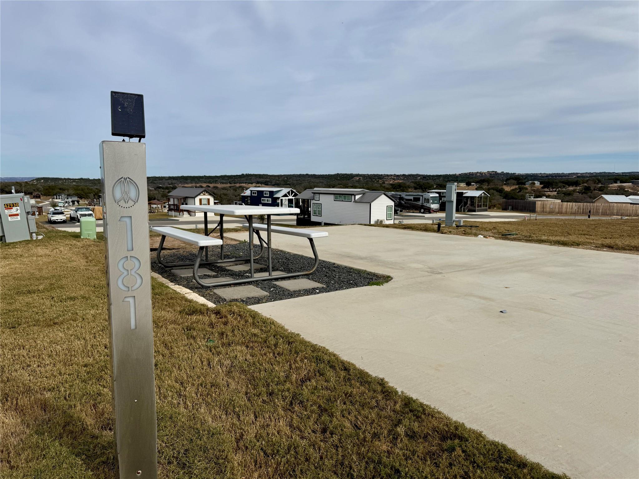 Listing photo 1 of 5386  Ranch Road 1376 Rd  #181