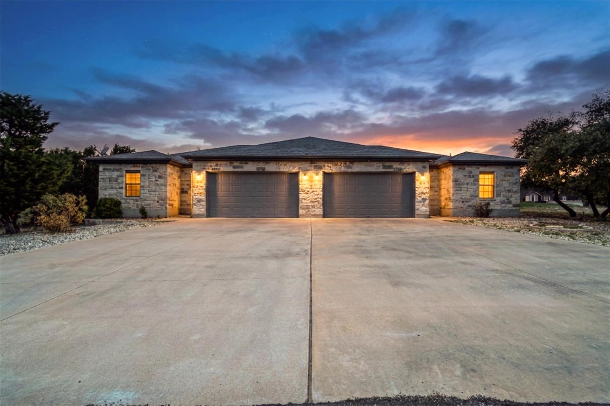 Listing photo 1 of 21414  Santa Carlo Ave