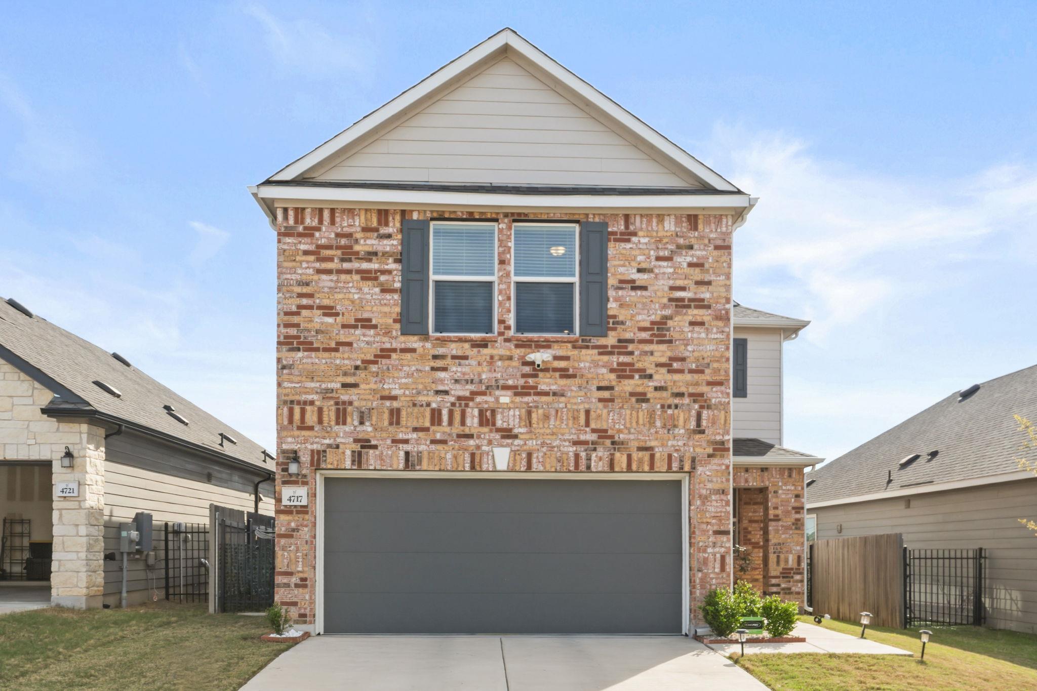 Listing photo 1 of 4717  Colmar Dr