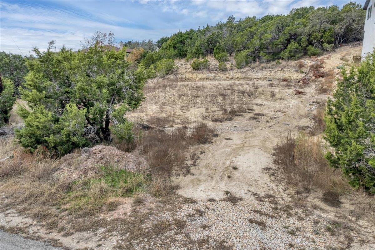 Listing photo 1 of 312  Alloway Dr