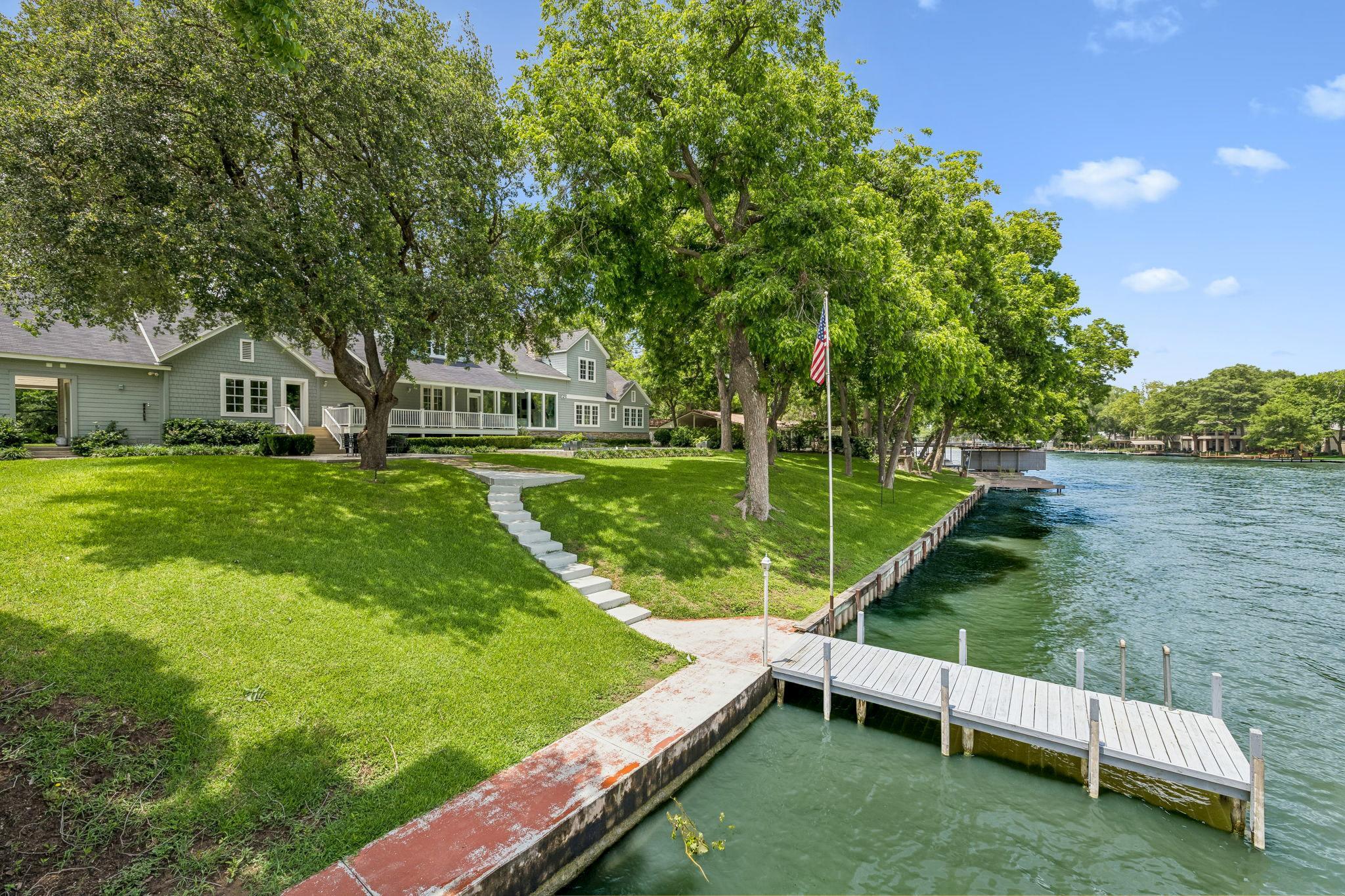 Listing photo 1 of 2319  Terminal Loop Rd