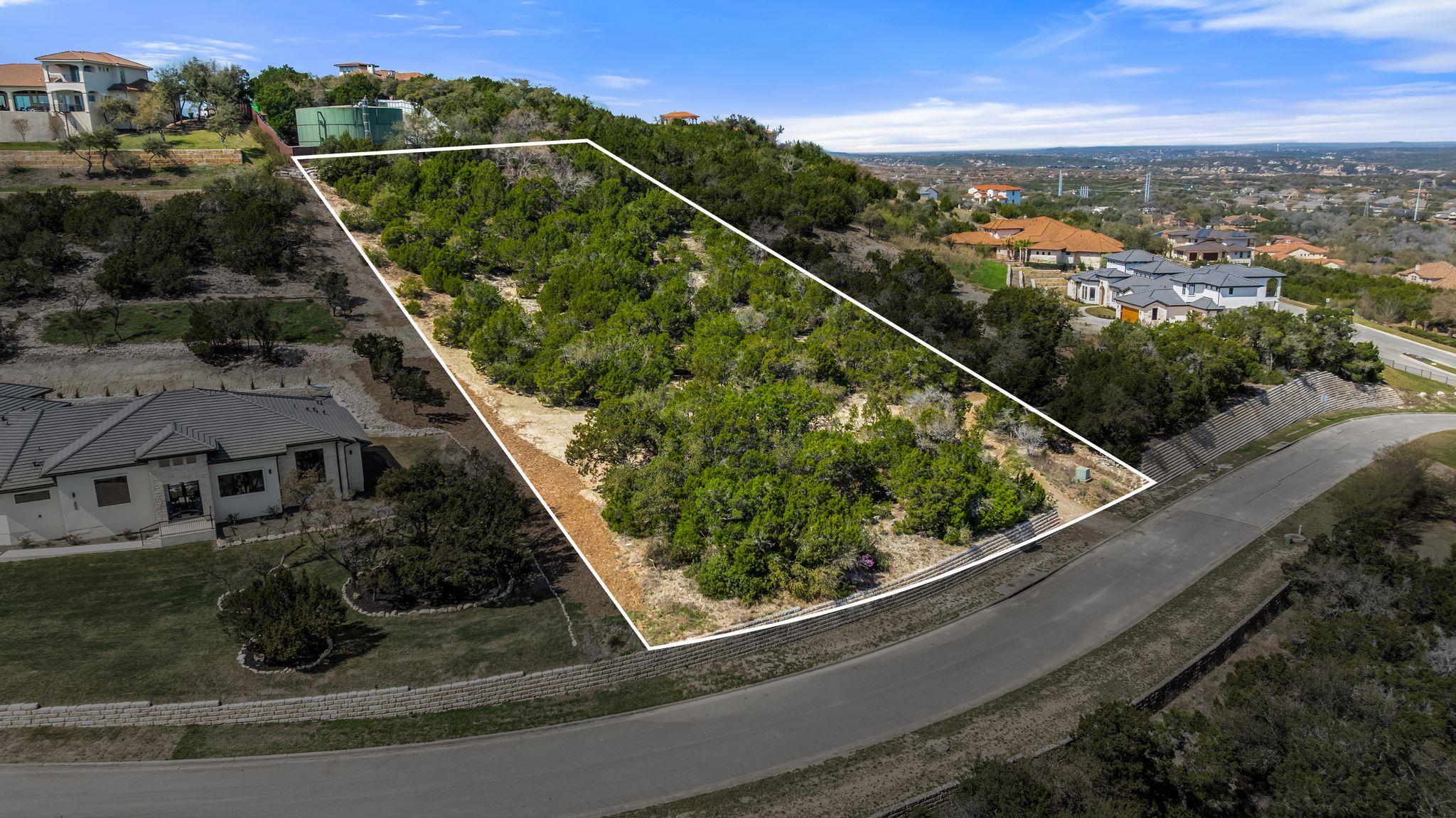 Listing photo 1 of 506  Bella Montagna Cir