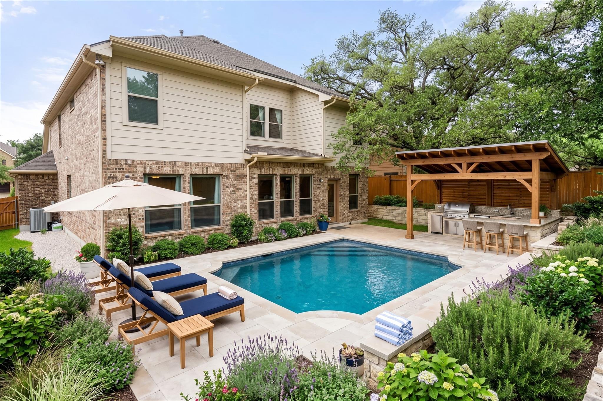 Listing photo 1 of 3013  Agave Loop