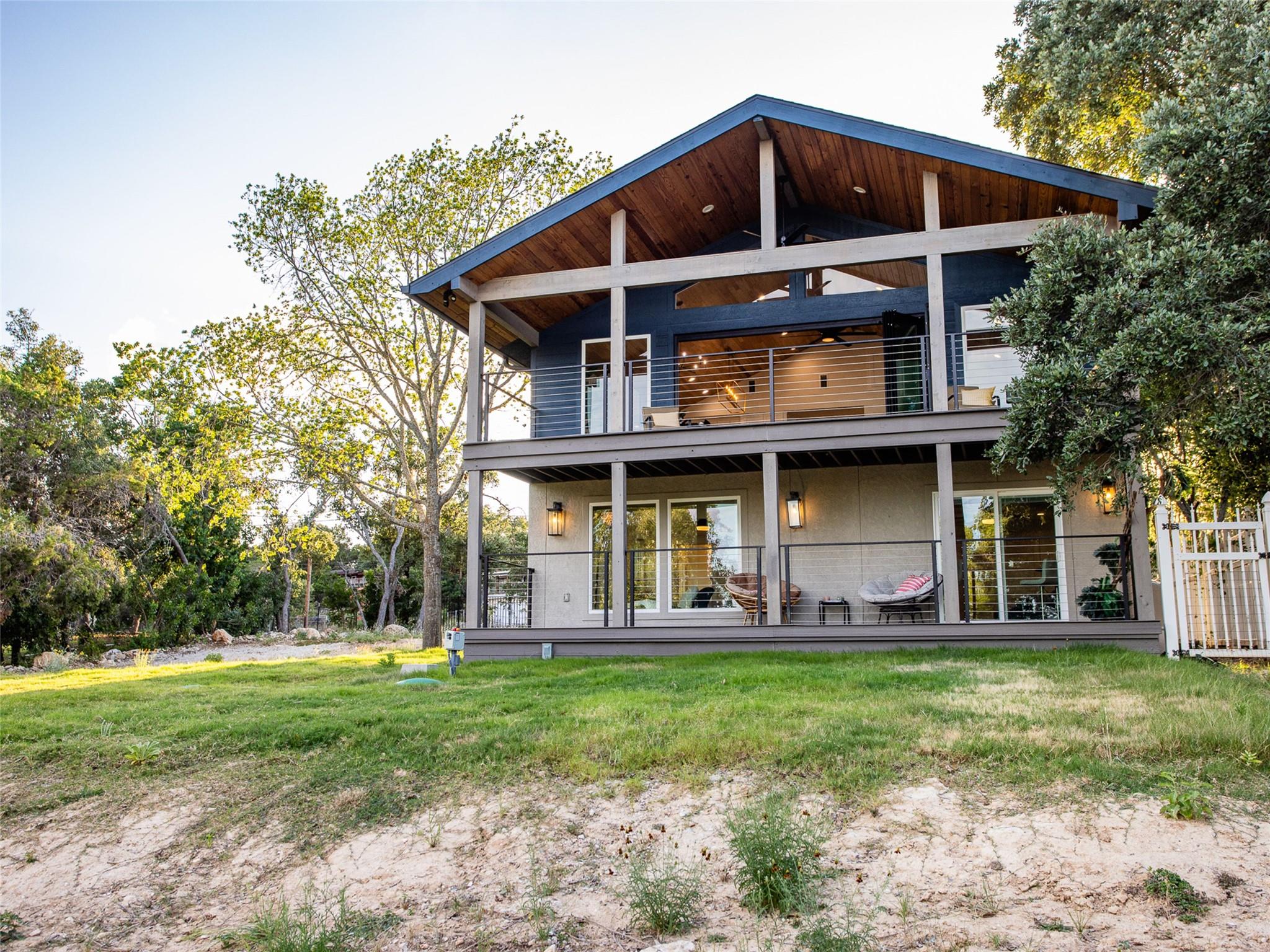 874  Lakebreeze Dr 매물 사진 1