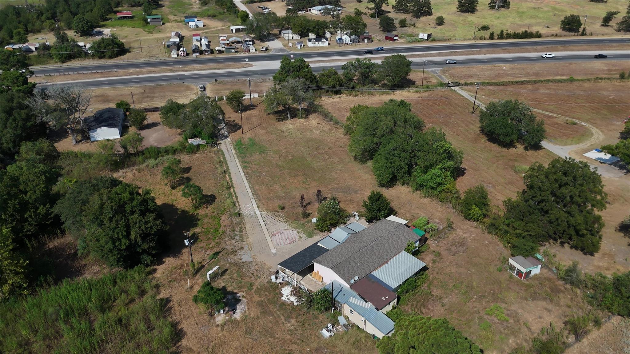 Listing photo 1 of 1225 W Highway 71 Hwy W