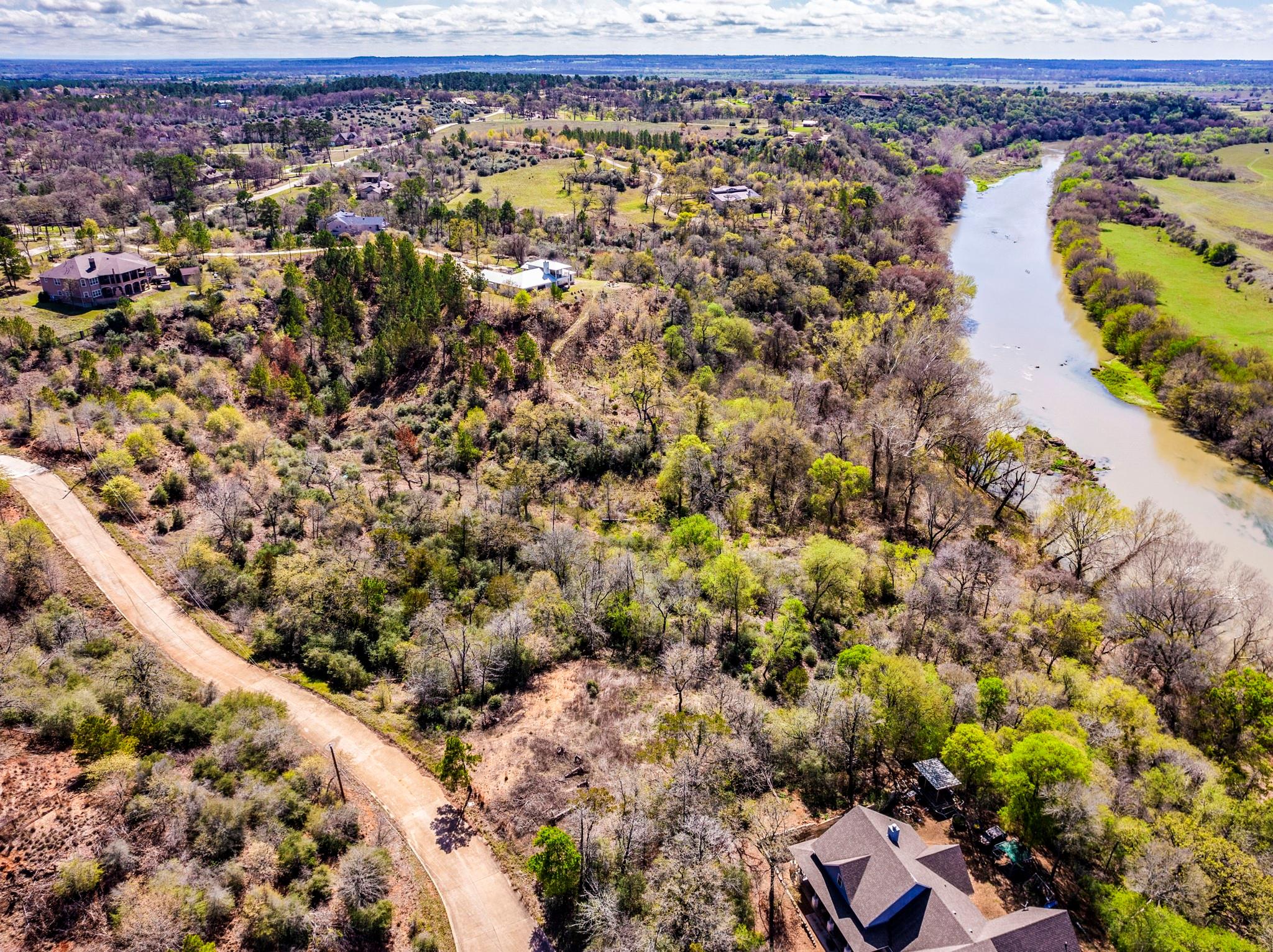 Listing photo 1 of 119 & 123  McCarthy Dr