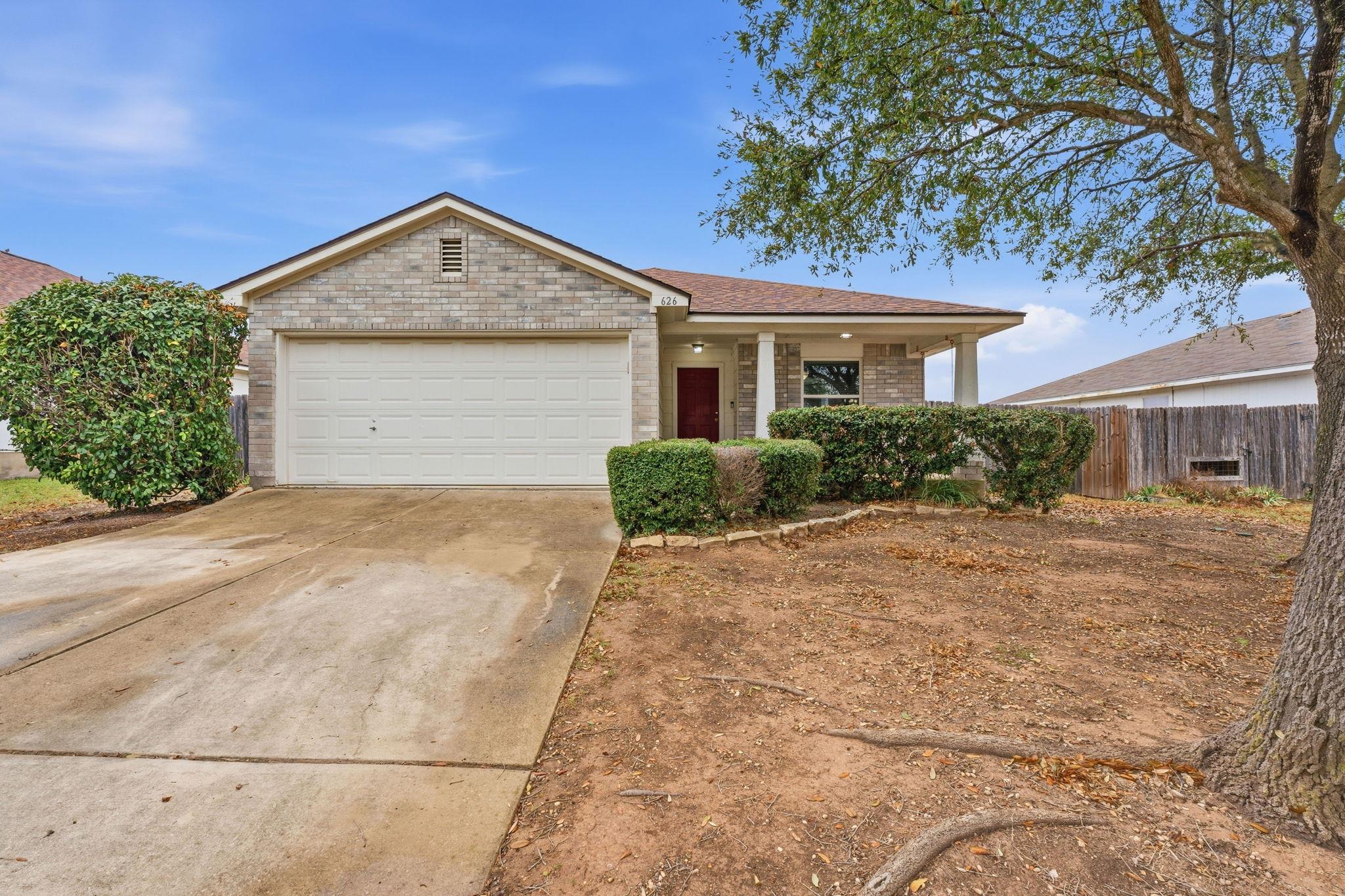 Listing photo 1 of 626  Atlantis None