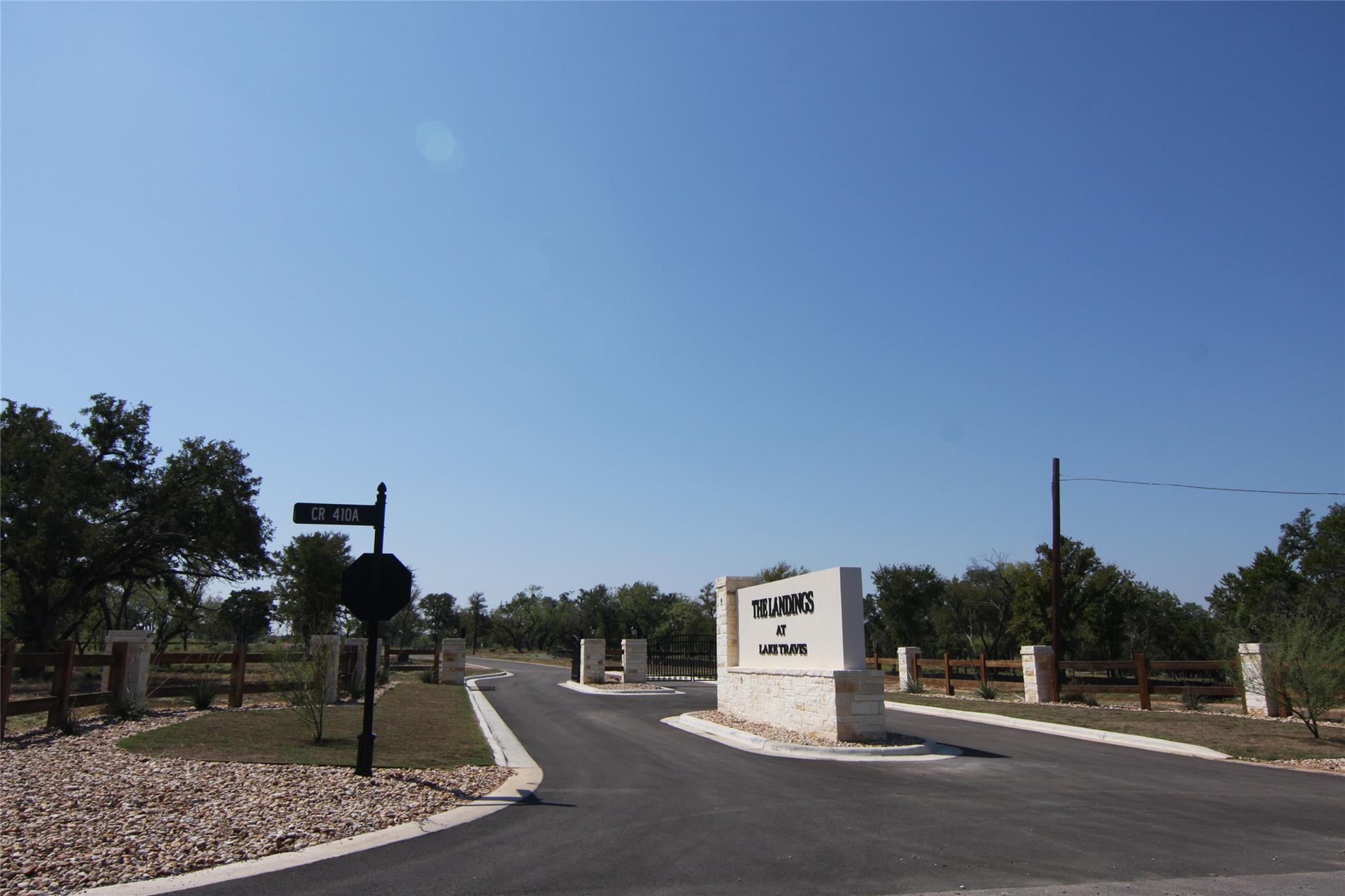 Listing photo 1 of 0  Cr 421 Rd