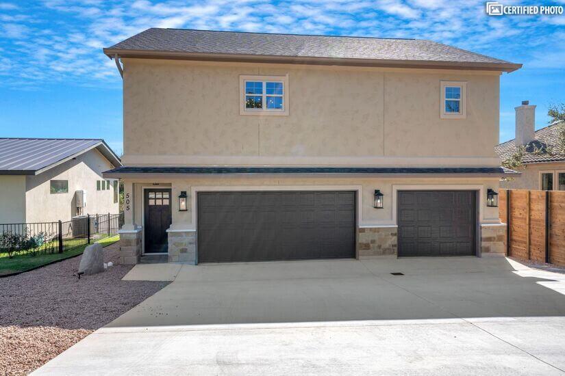 Listing photo 1 of 505  Heron Dr