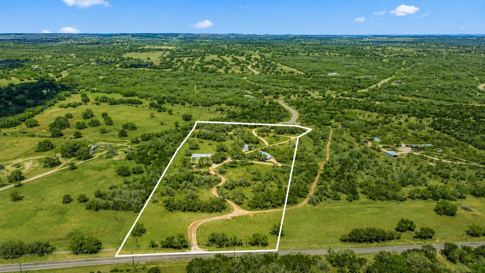 Vast, verdant landscape with a secluded home site
