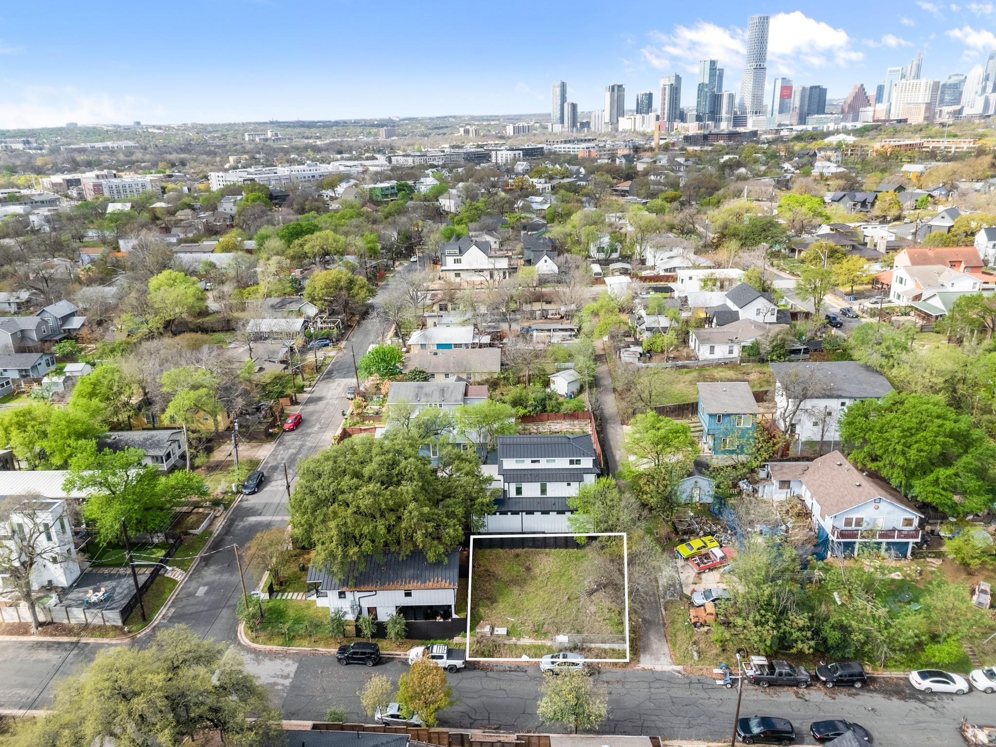 Aerial view of property and surrounding area feat