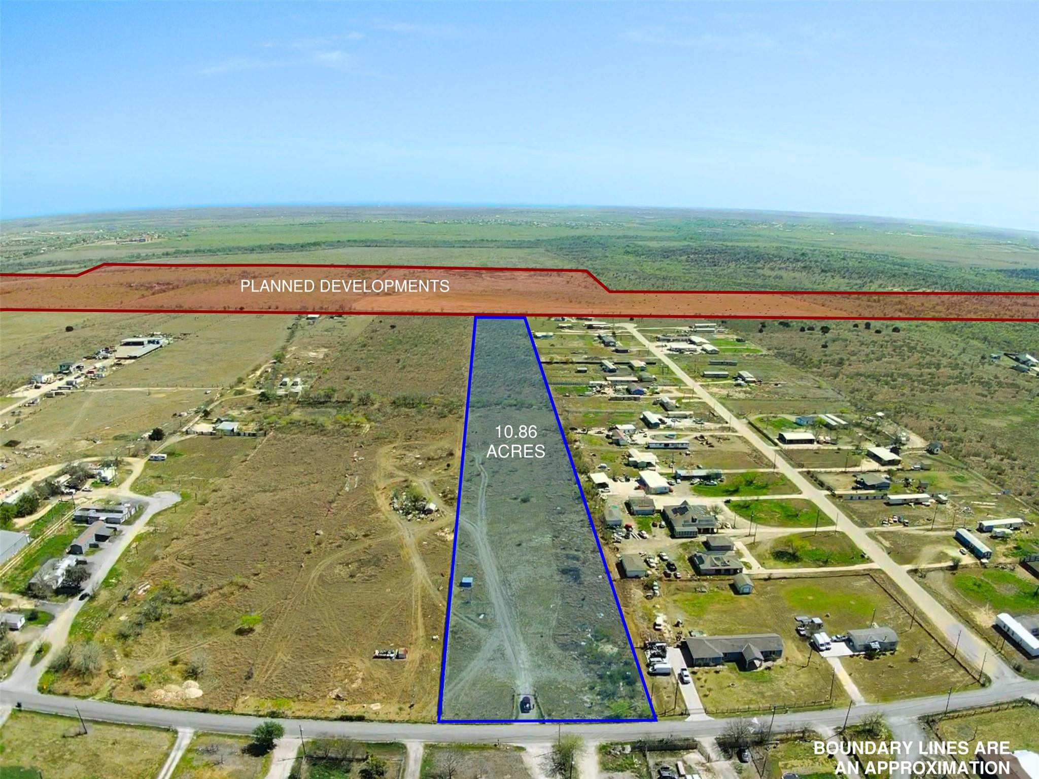 Listing photo 1 of 2521  Mathias Ln