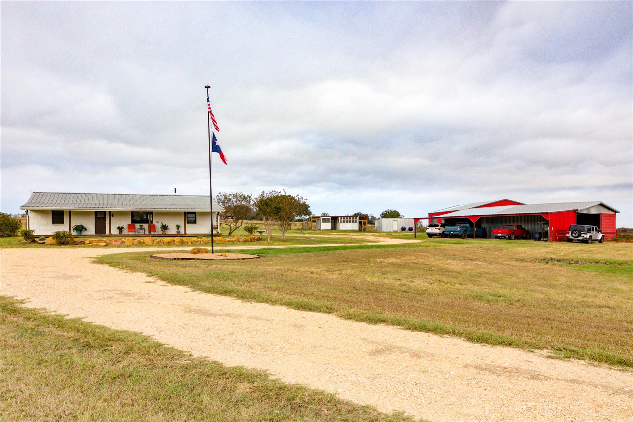 Listing photo 1 of 1192  Sand Hill Rd