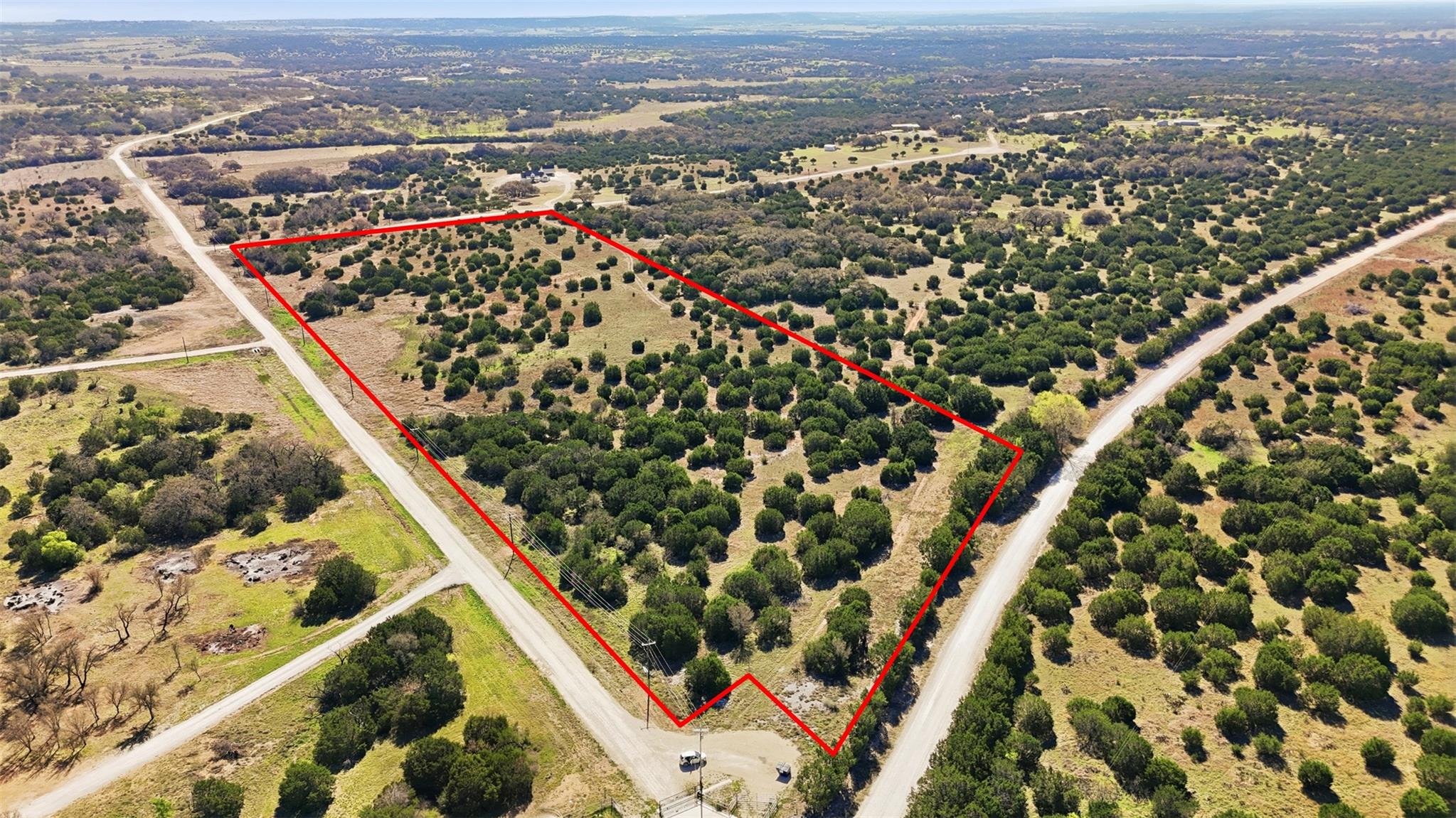 Listing photo 1 of 300  Willow Oak Dr