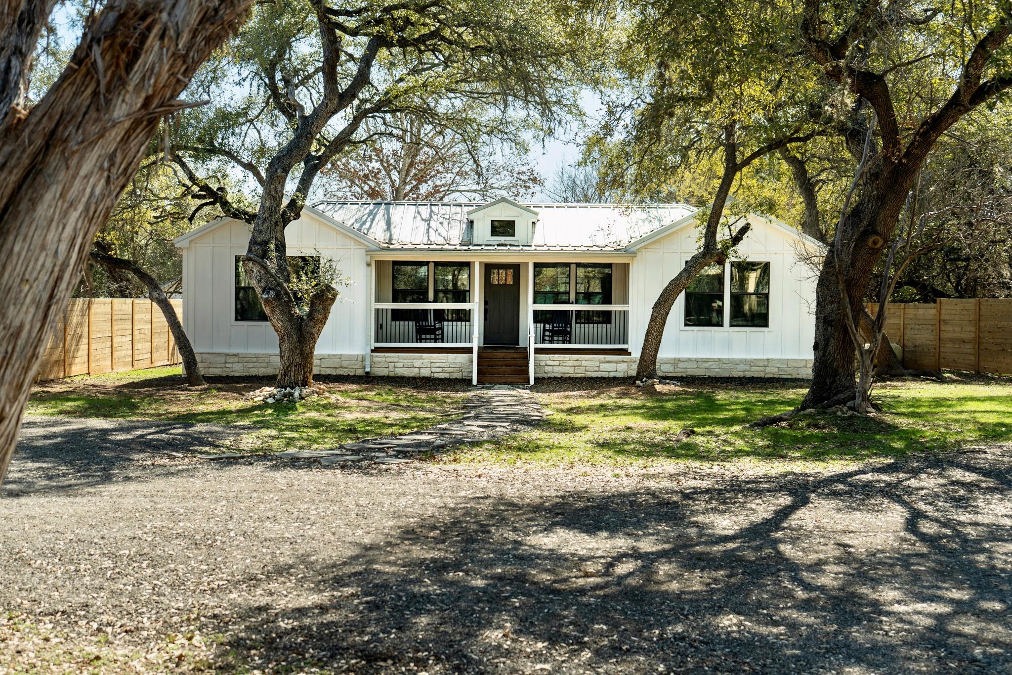 Listing photo 1 of 106  Chapparal Cir