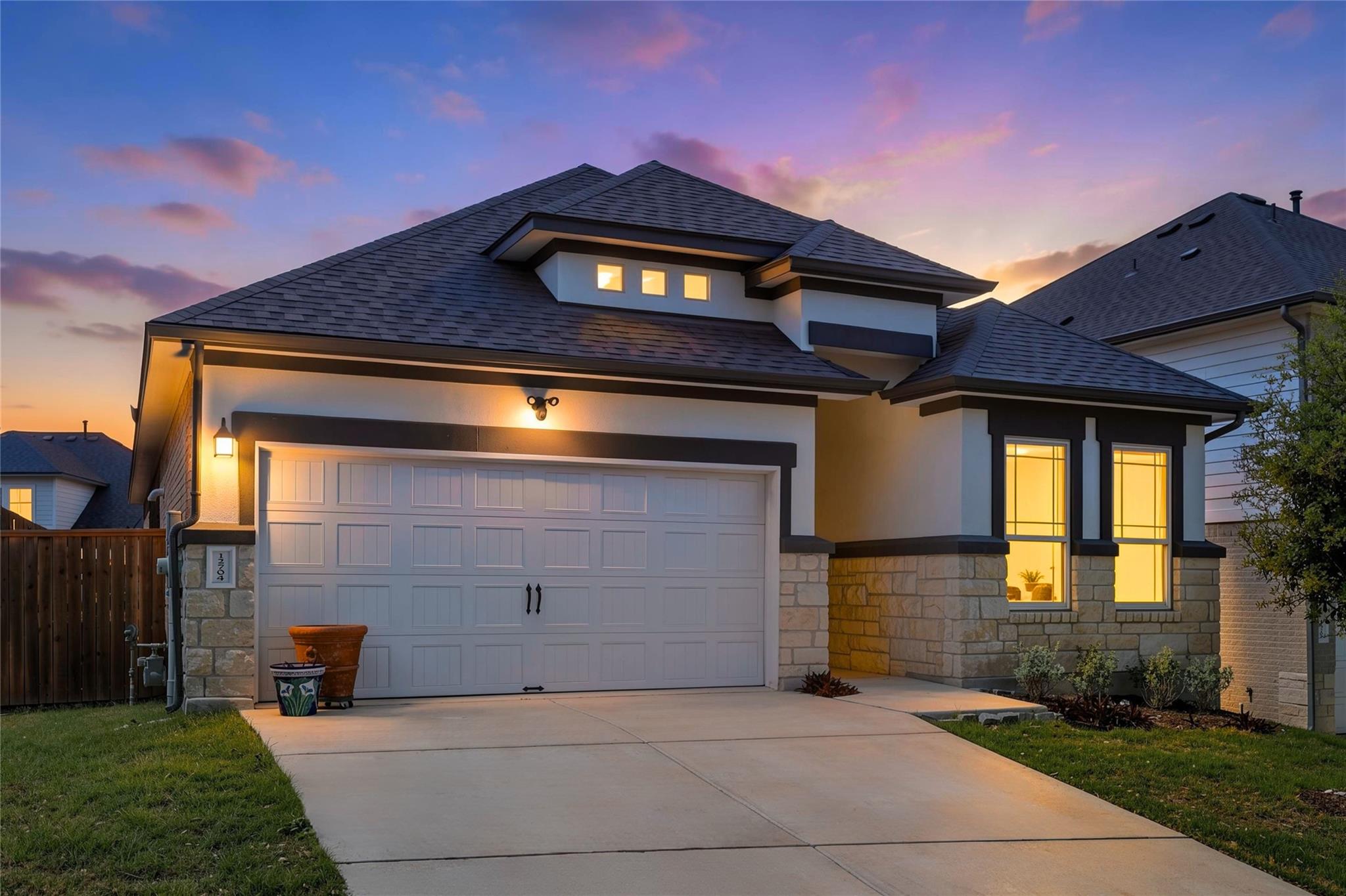 Listing photo of 12704  Bloomington Dr