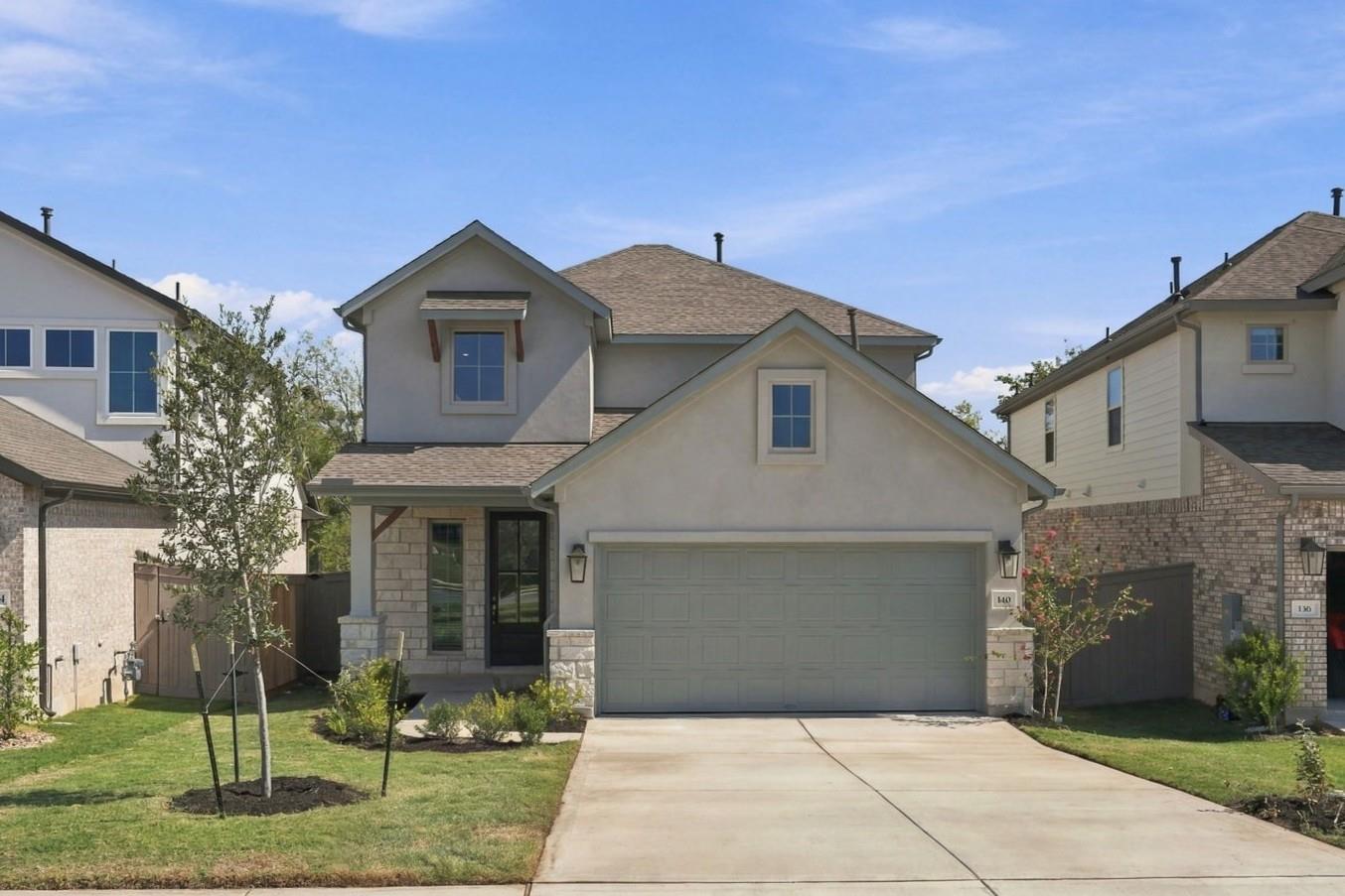 Listing photo 1 of 140  Bloomington Loop