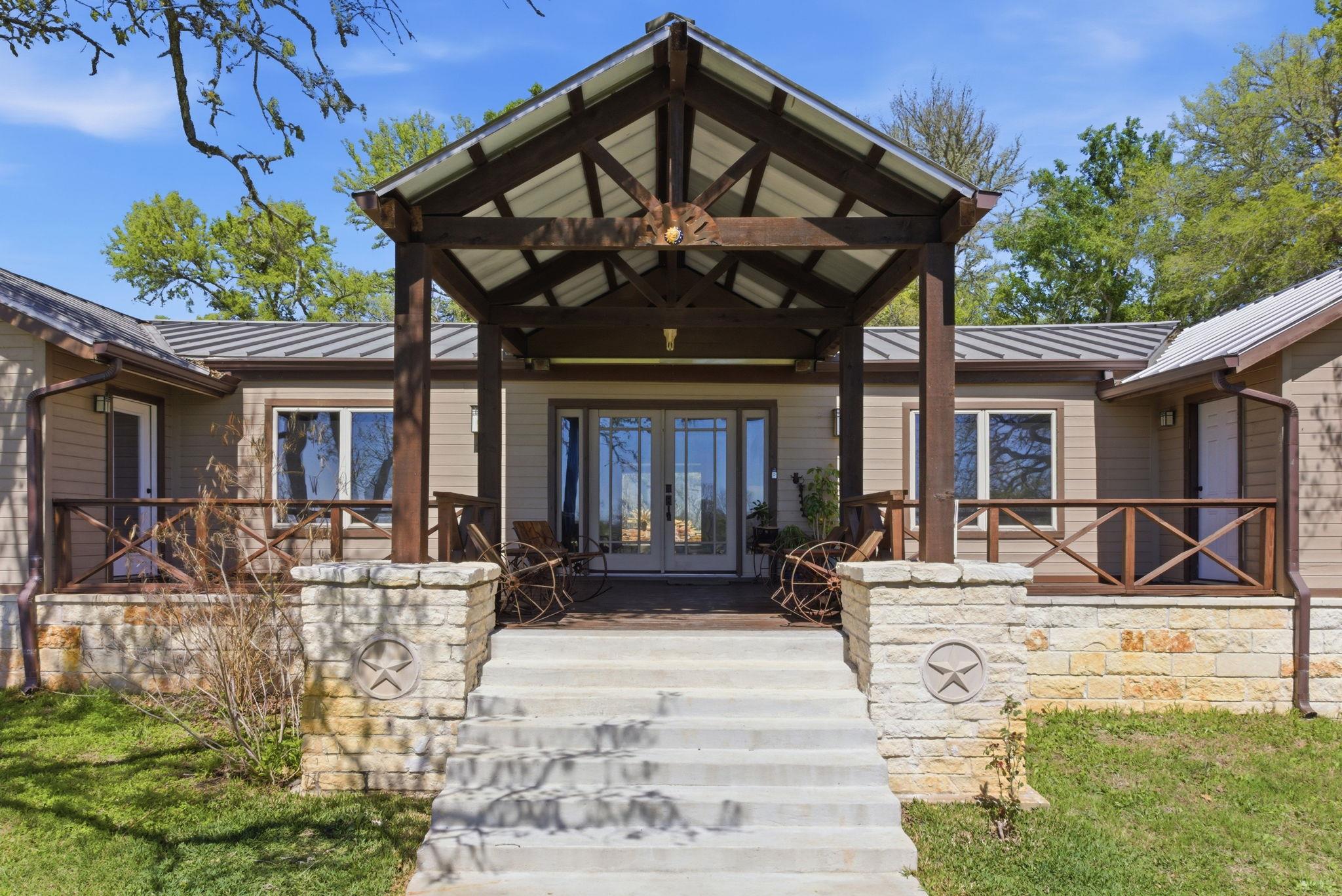 Listing photo 1 of 18335  FM 86 None
