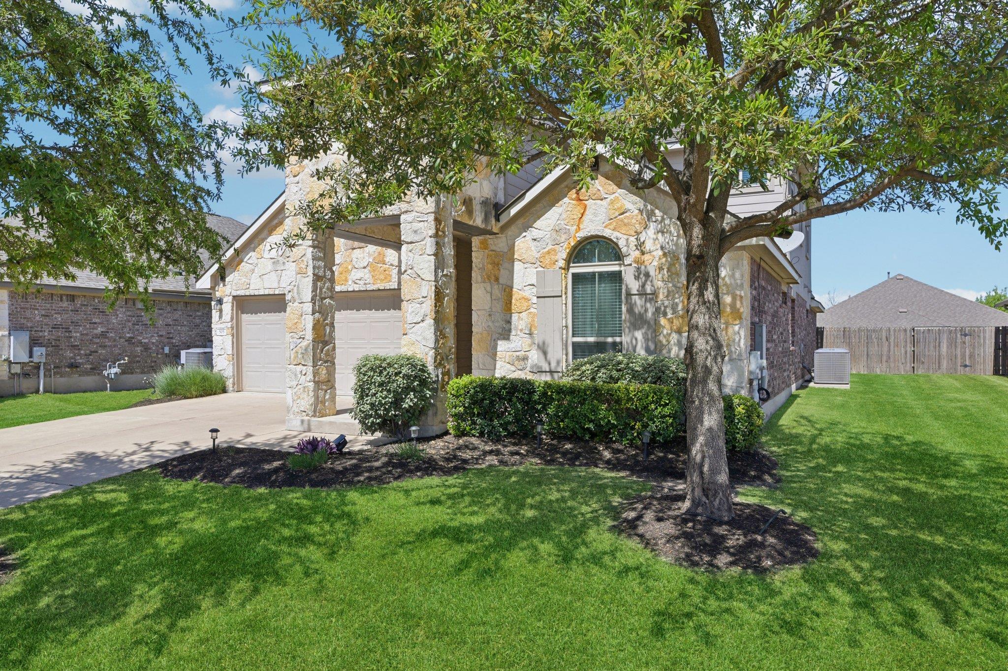 Listing photo 1 of 505  Buttermilk Ln