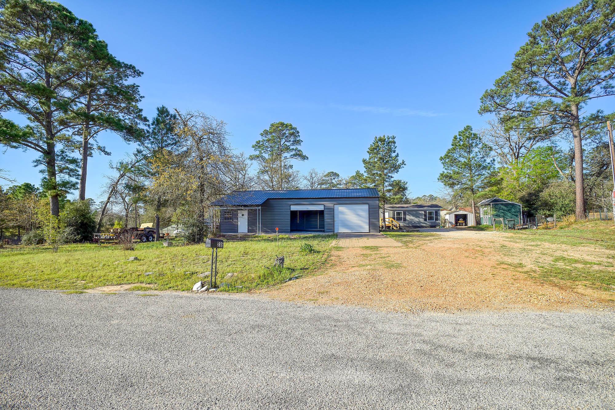Listing photo 1 of 235  Pinehill Dr