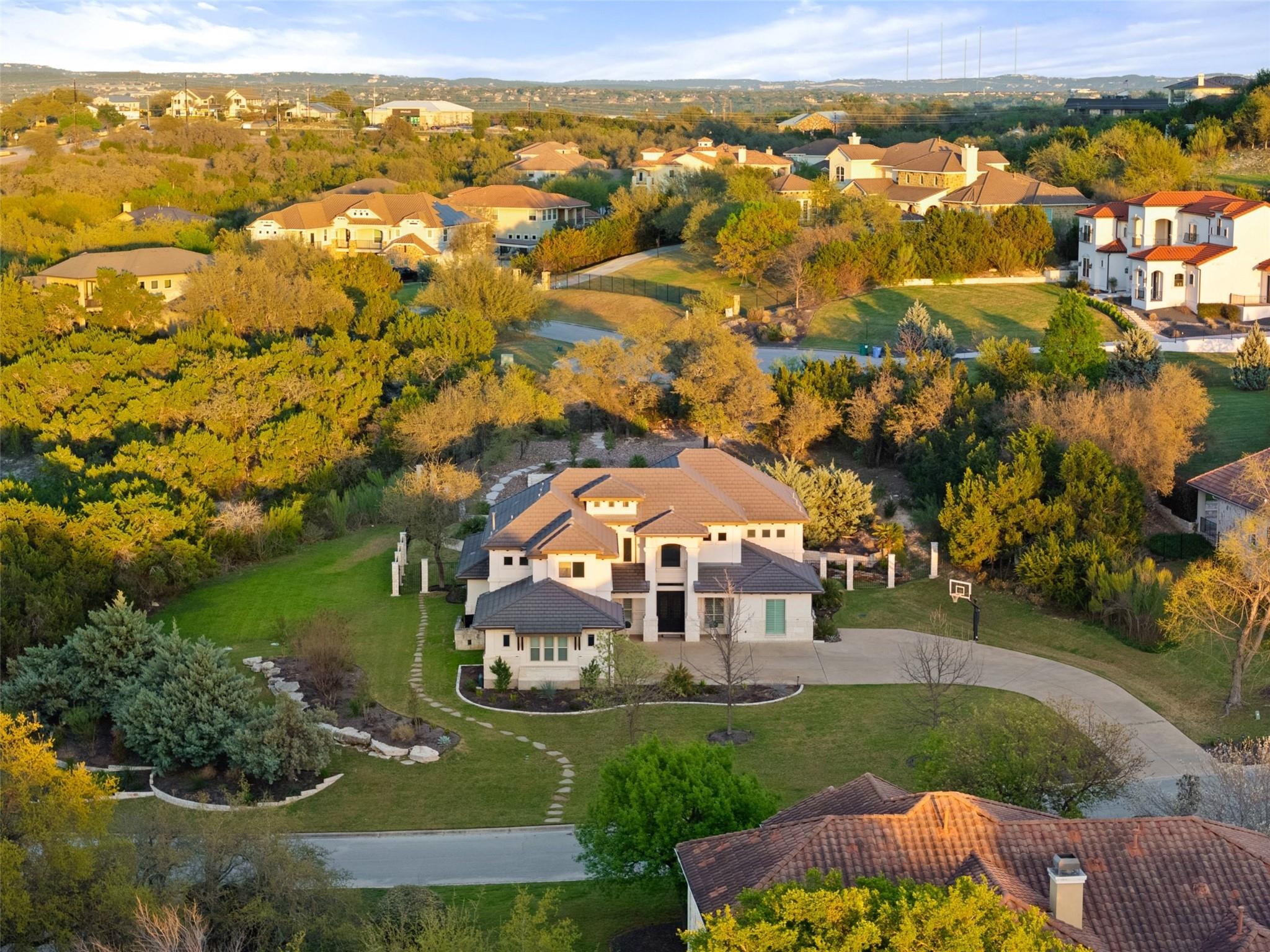 Listing photo 1 of 310  Bella Montagna Cir