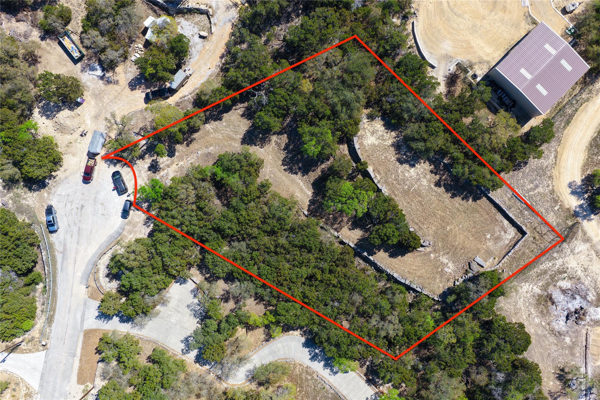 Listing photo 1 of 124  Calhoon Ct