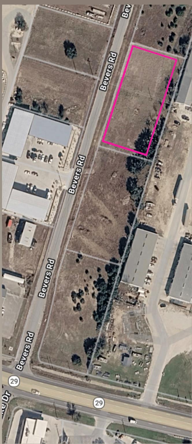 Map / location featuring property parcel outlined