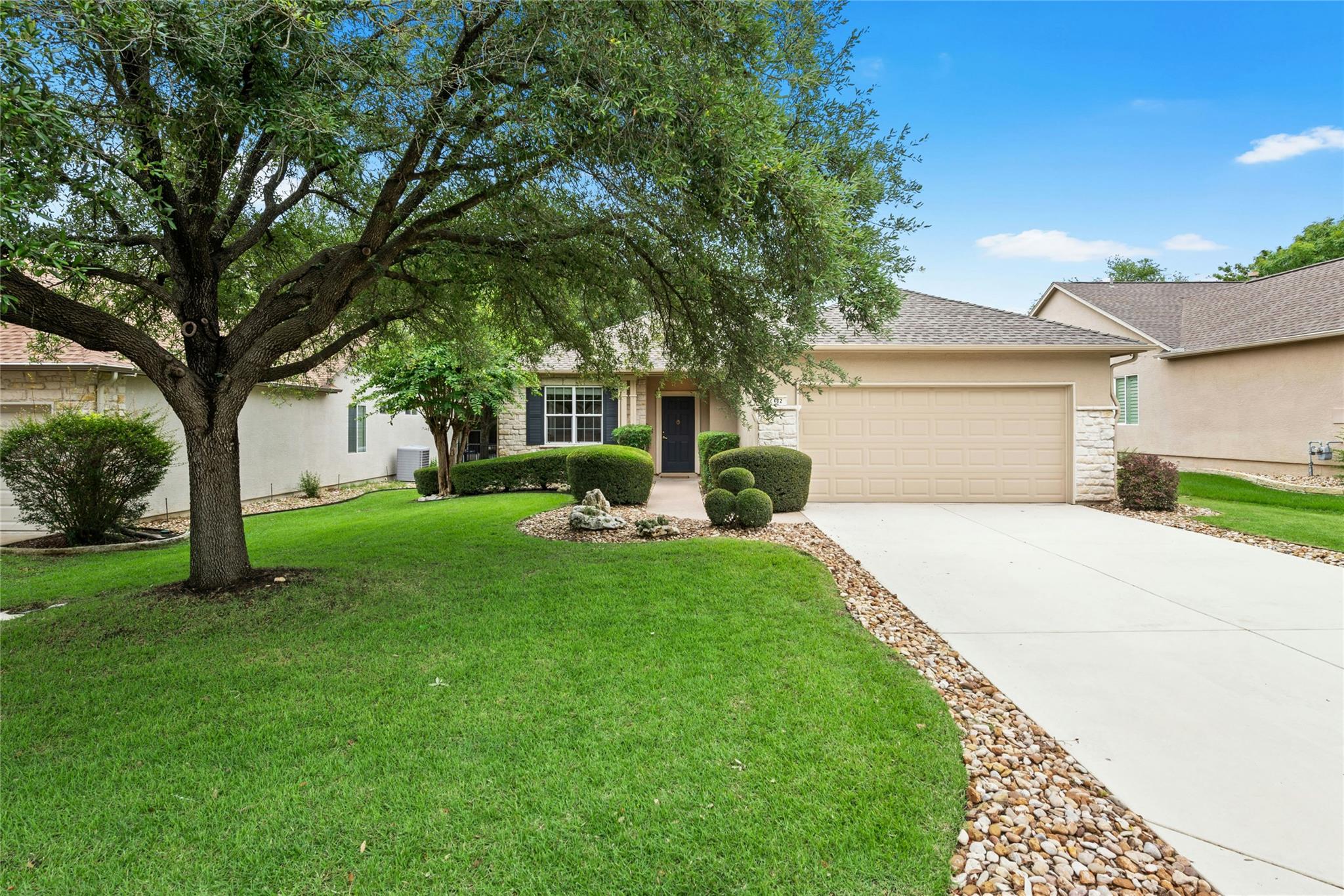 Listing photo 1 of 402  Colorado River Rd