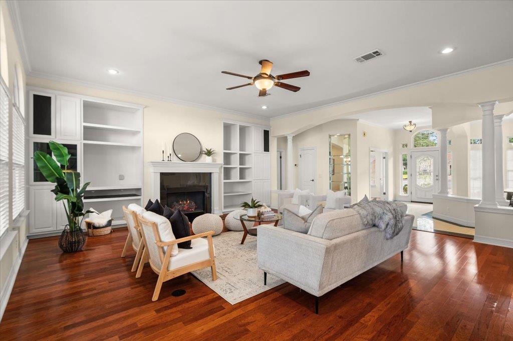 Listing photo 1 of 5118  Prairie Dunes Dr