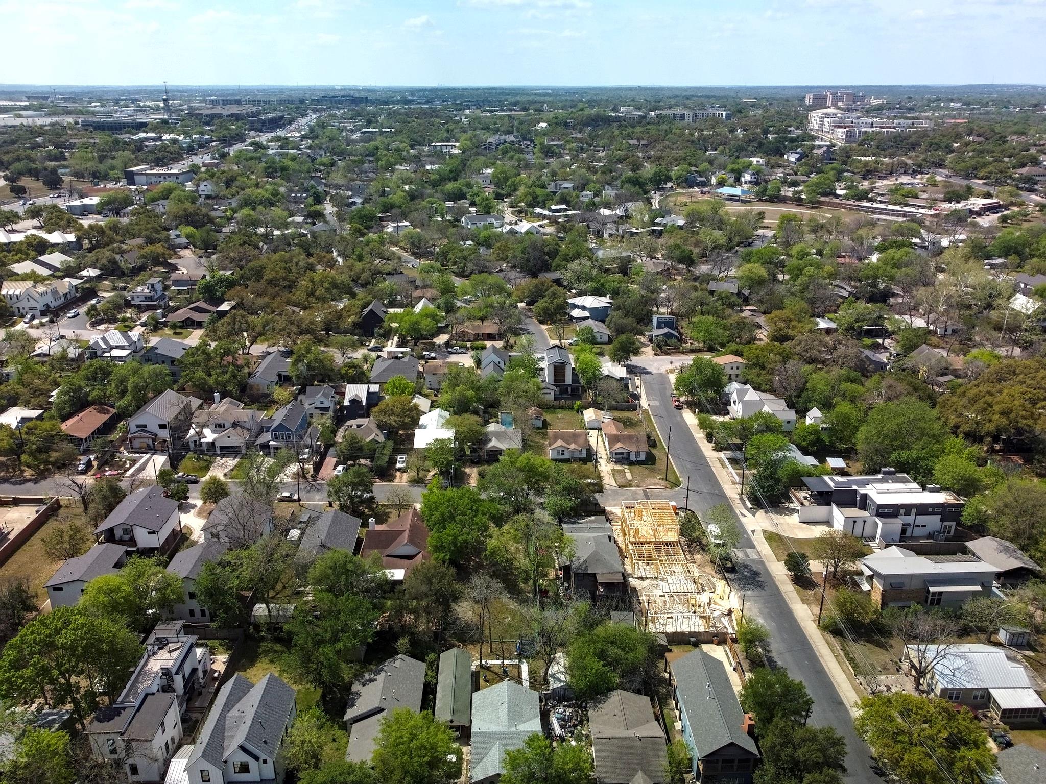 Aerial view of property and surrounding area feat