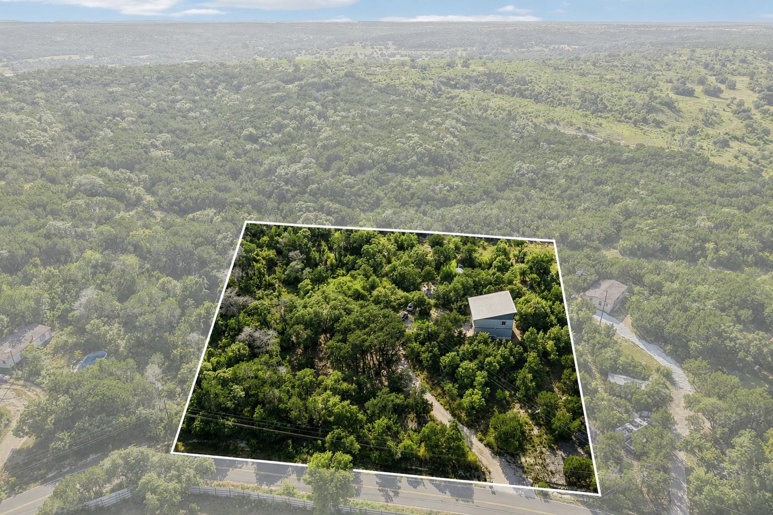 Listing photo 1 of 14804  Rock Cliff Dr