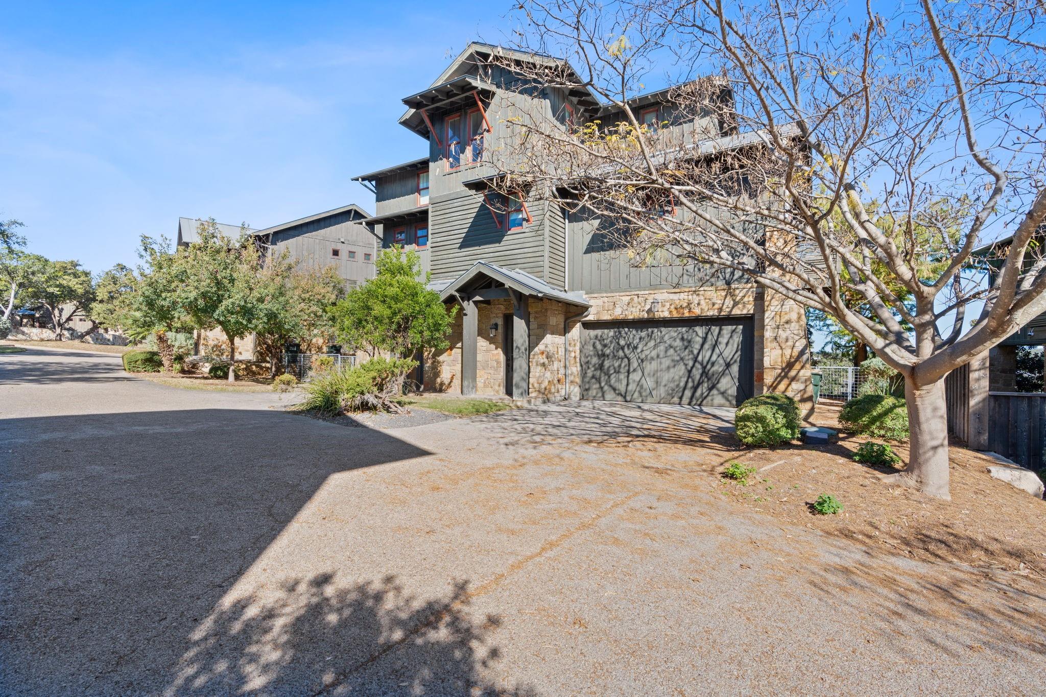 Listing photo 1 of 2208  Seabiscuit Cv  #133