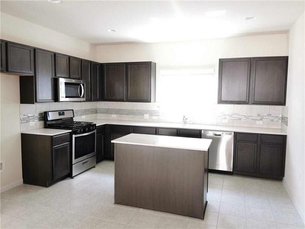 Listing photo 1 of 10504  Alemoor Dr