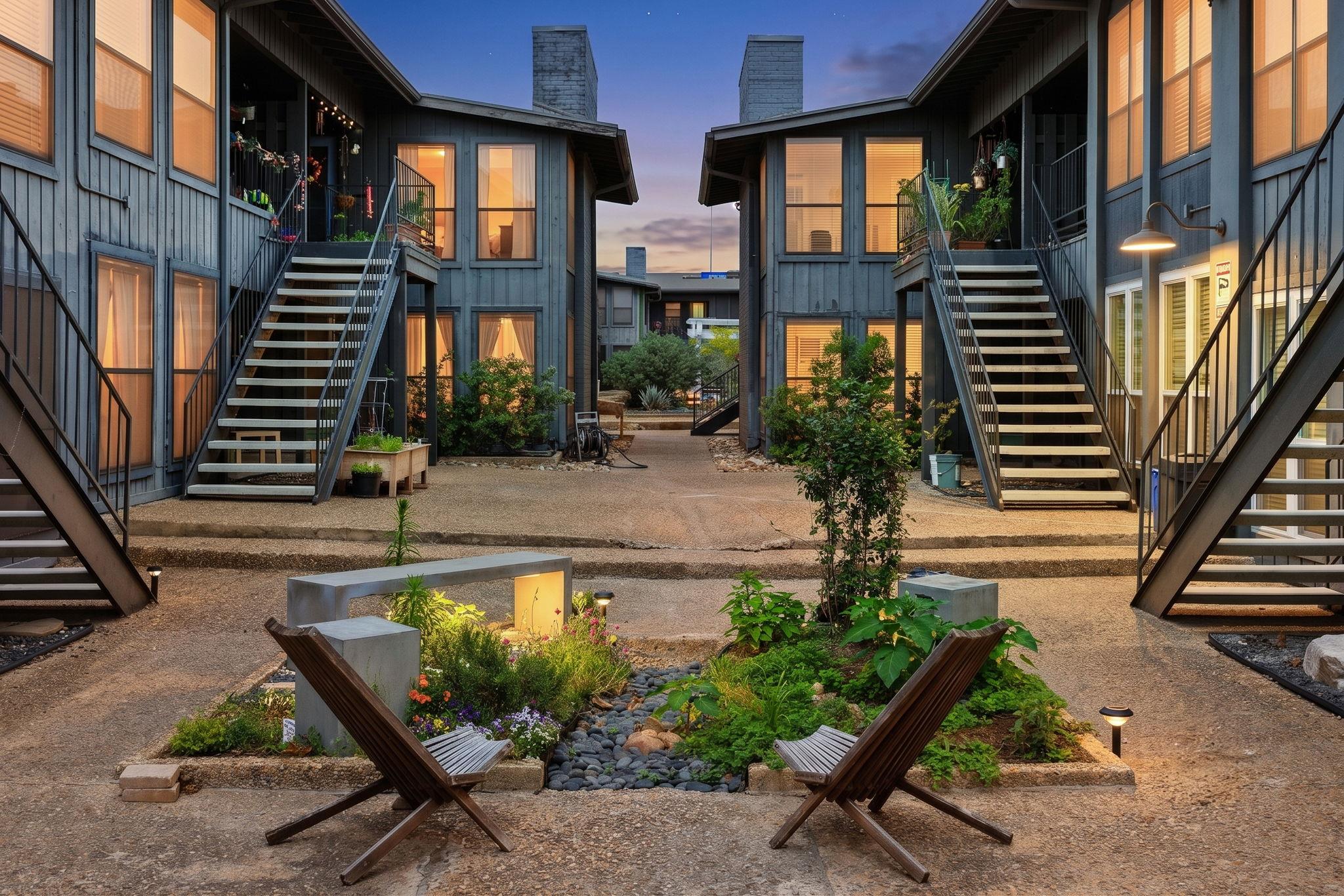 Listing photo 1 of 909  Reinli St  #136