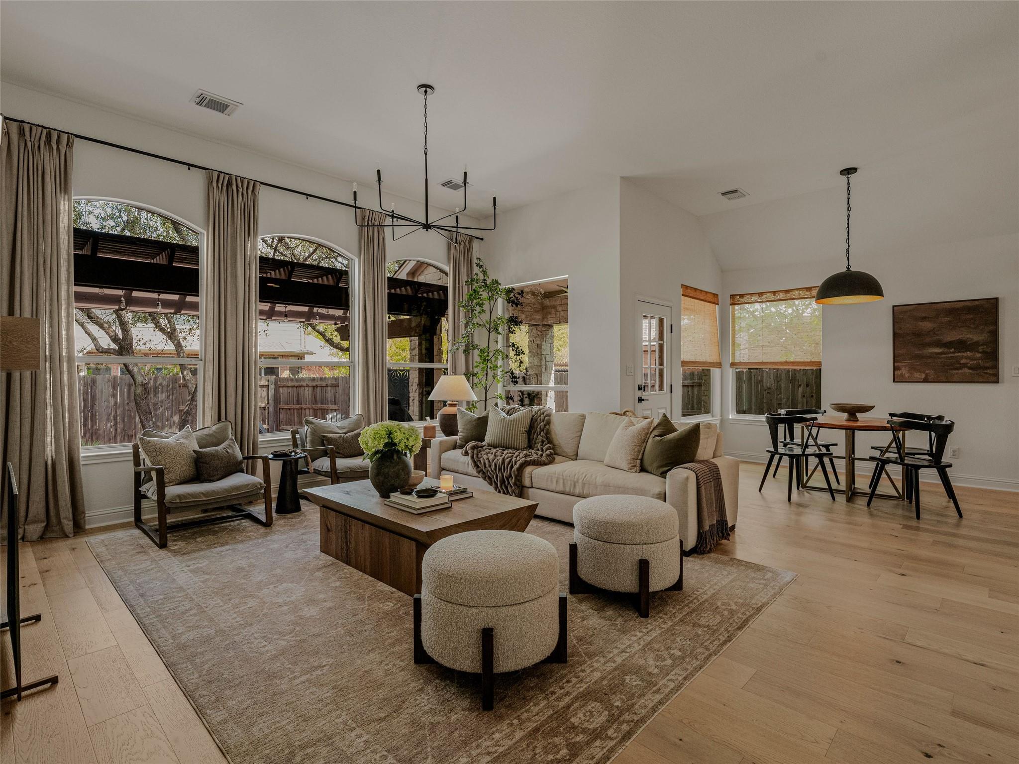 Listing photo 1 of 12516  Uvalde Creek Dr