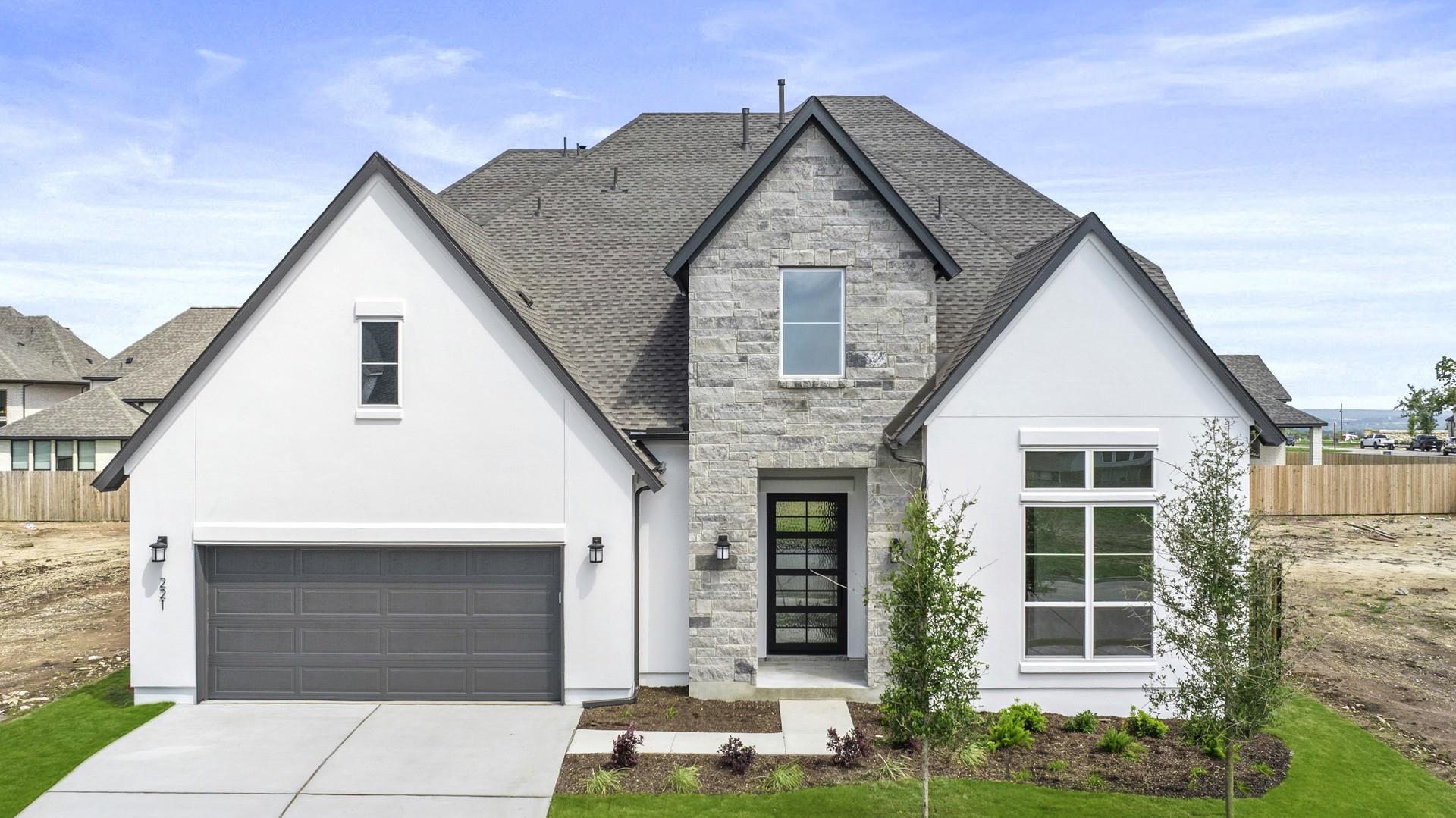 Listing photo 1 of 221  Maton Way