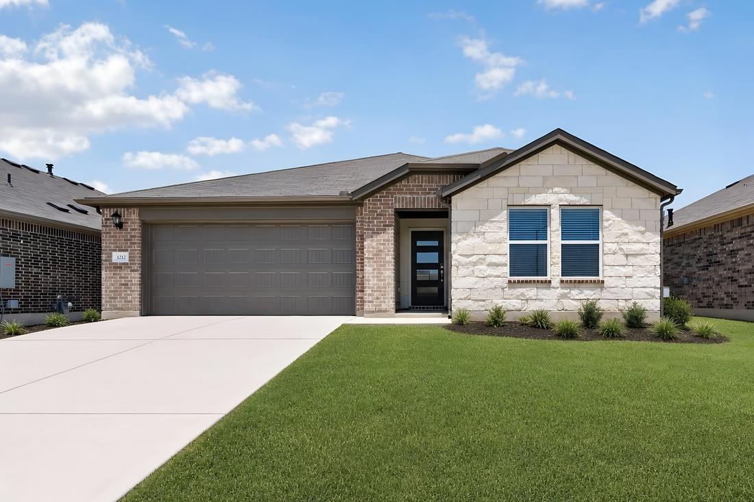 Listing photo 1 of 1212  Crumpton Dr