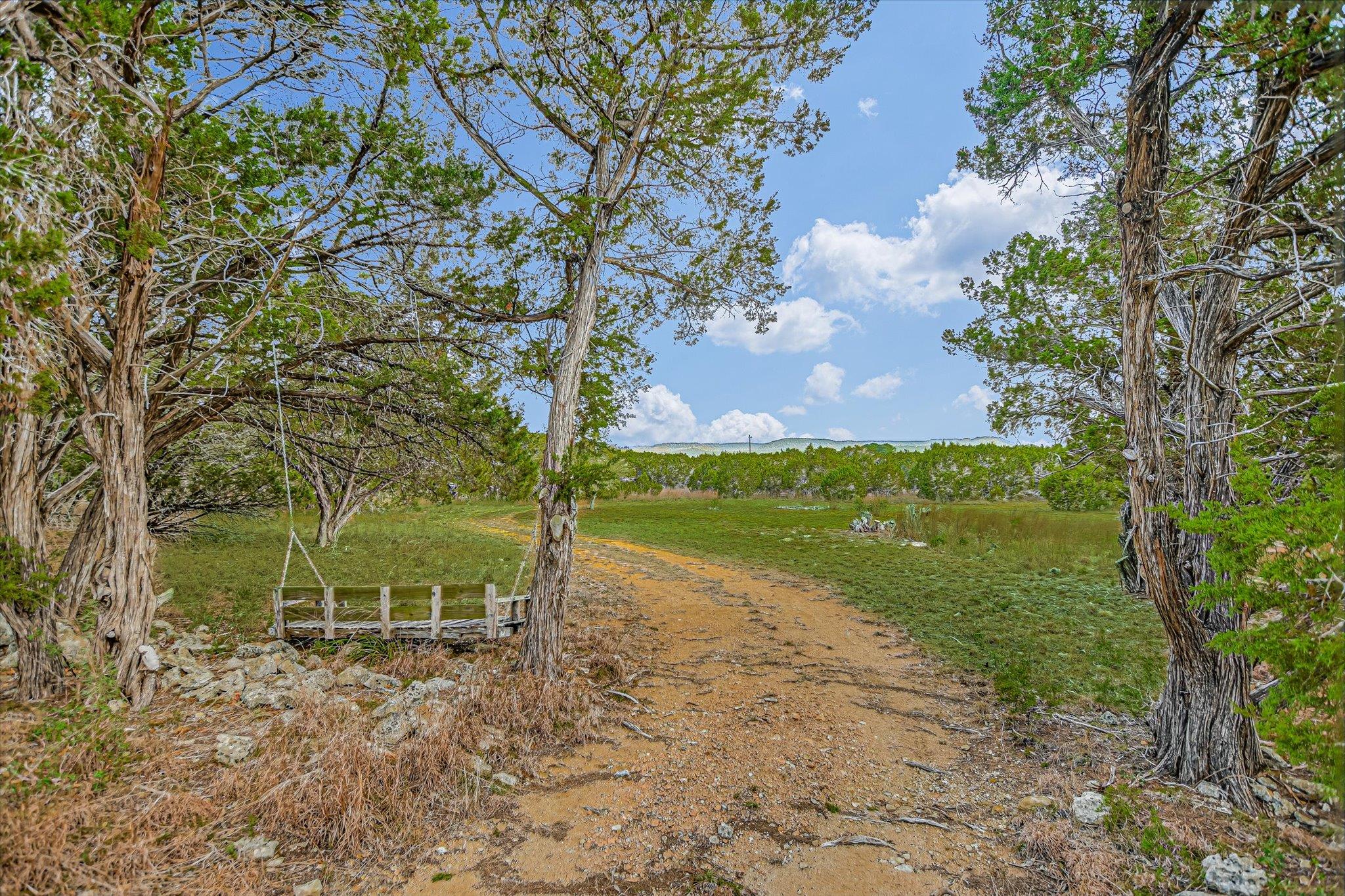 Listing photo 1 of 1935  Wayside Dr