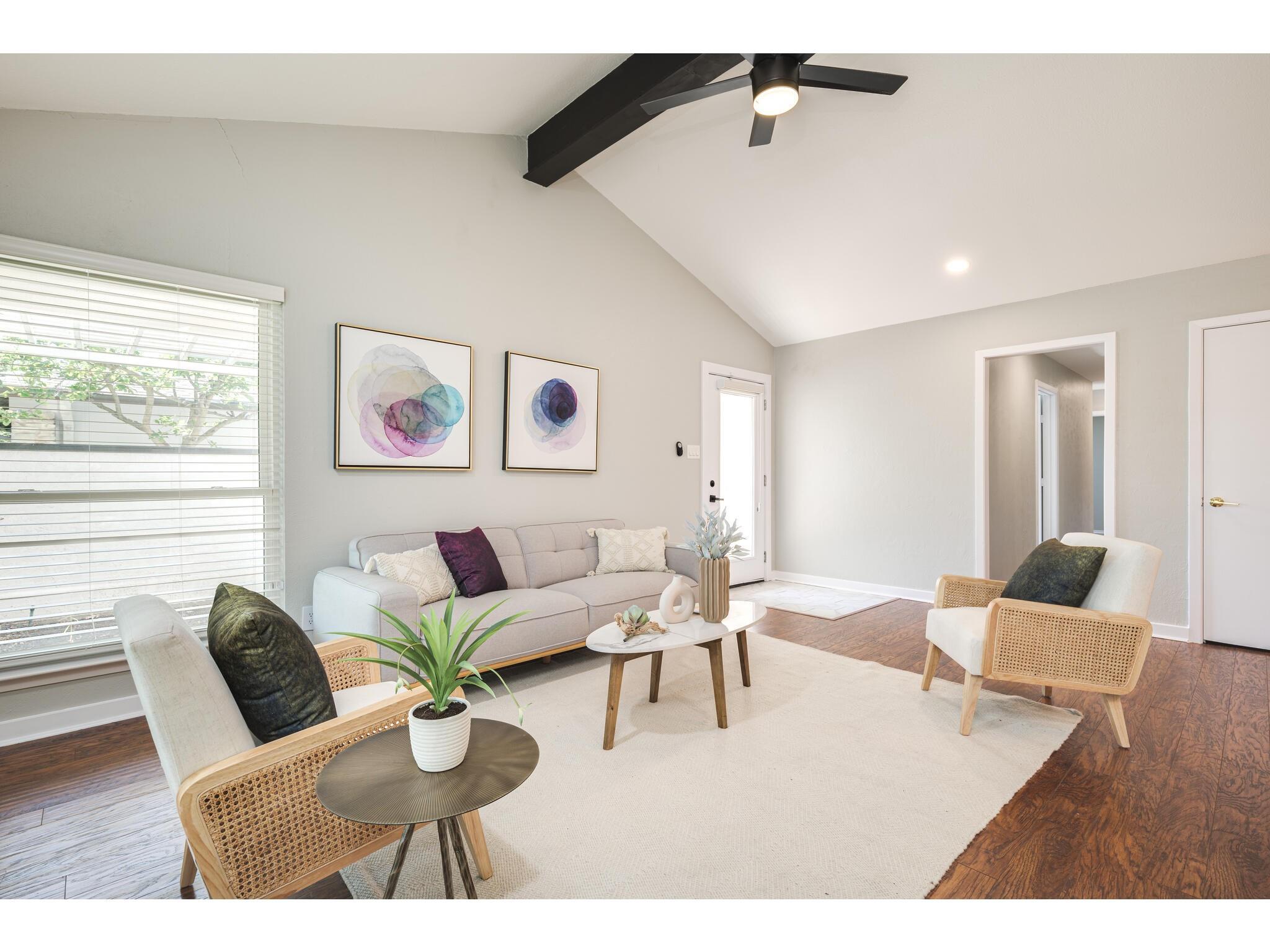 Listing photo 1 of 3203  Foster Ln