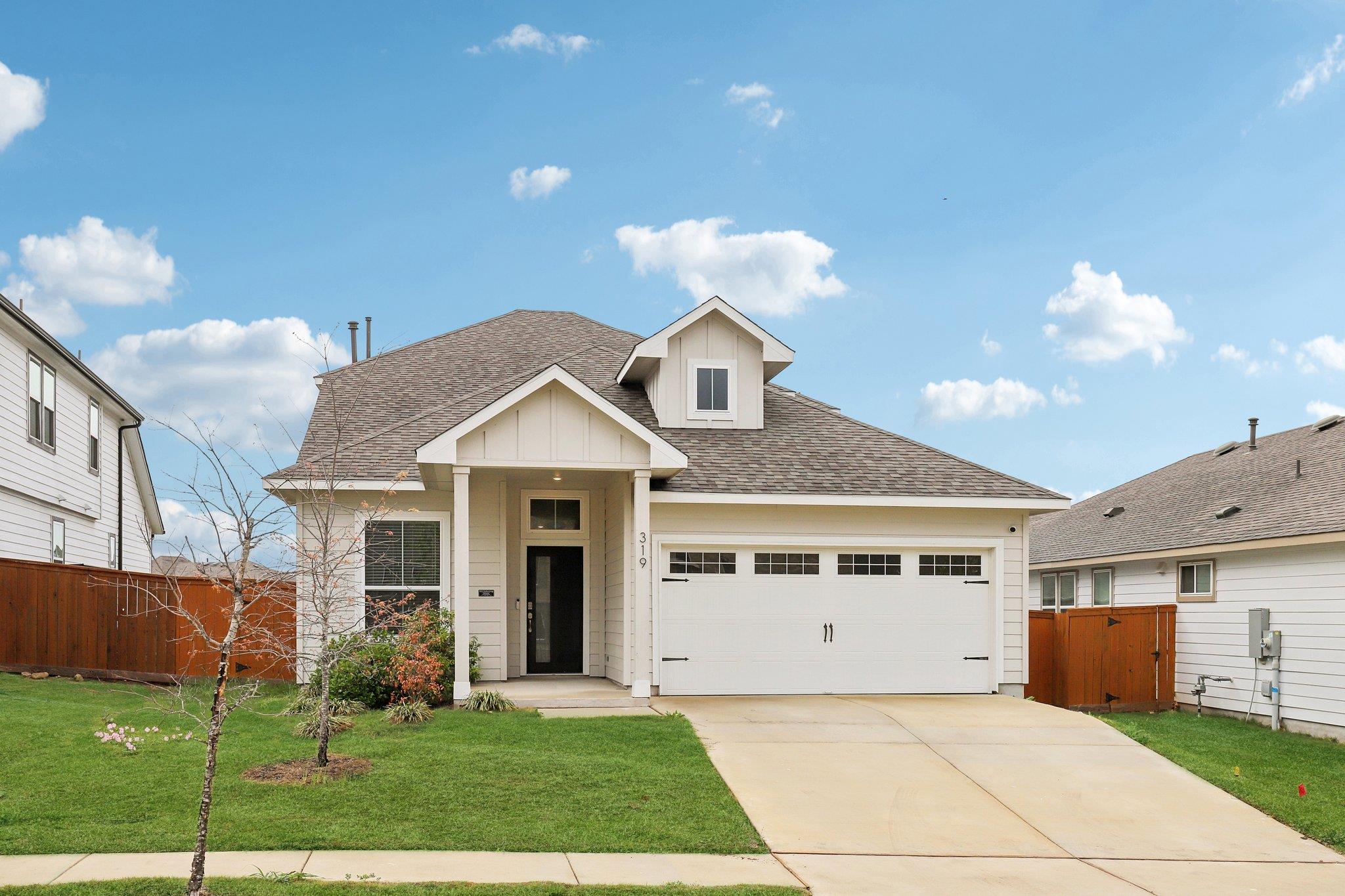 Listing photo 1 of 319  William Moon Way