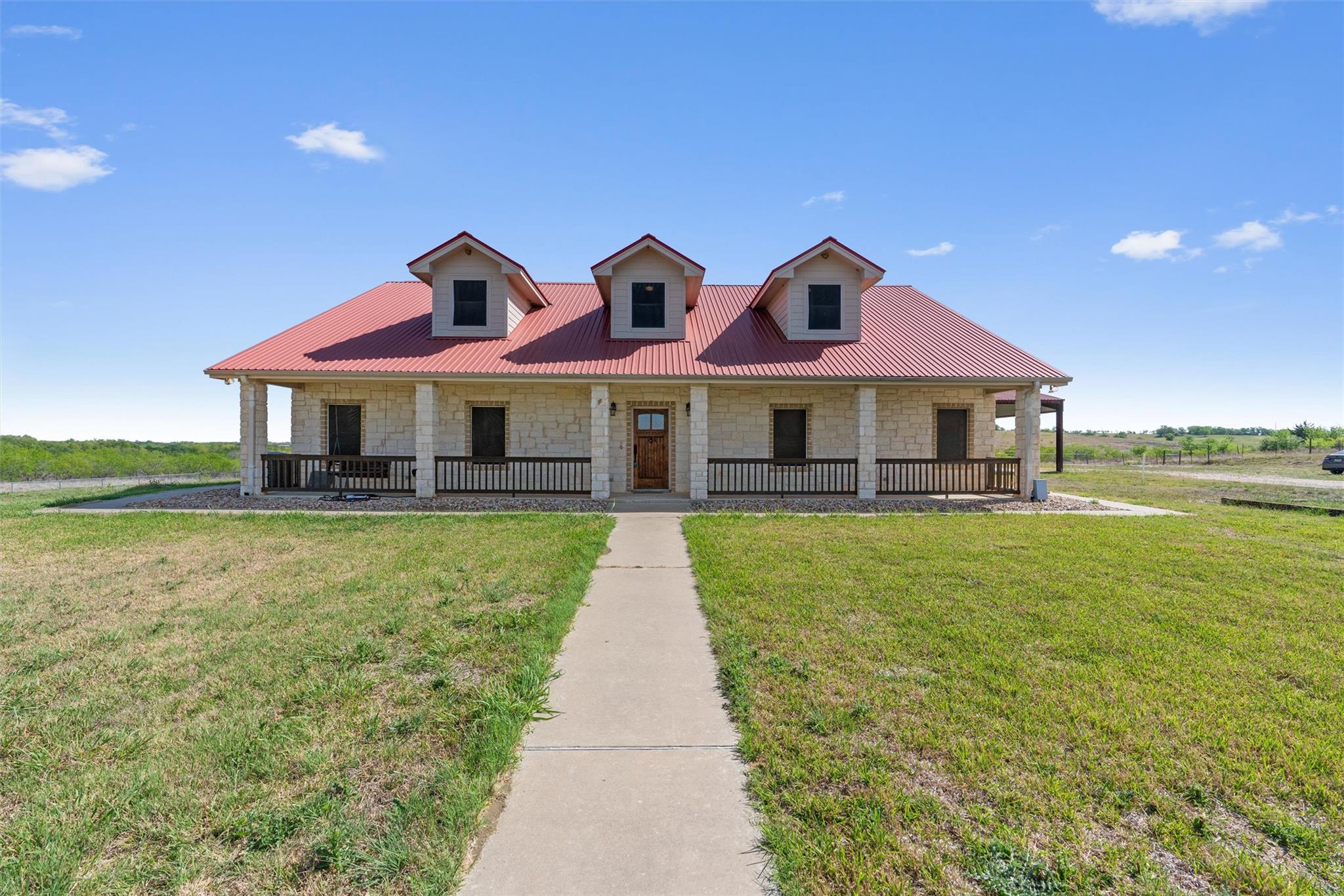 Listing photo 1 of 1167  County Road 427 None