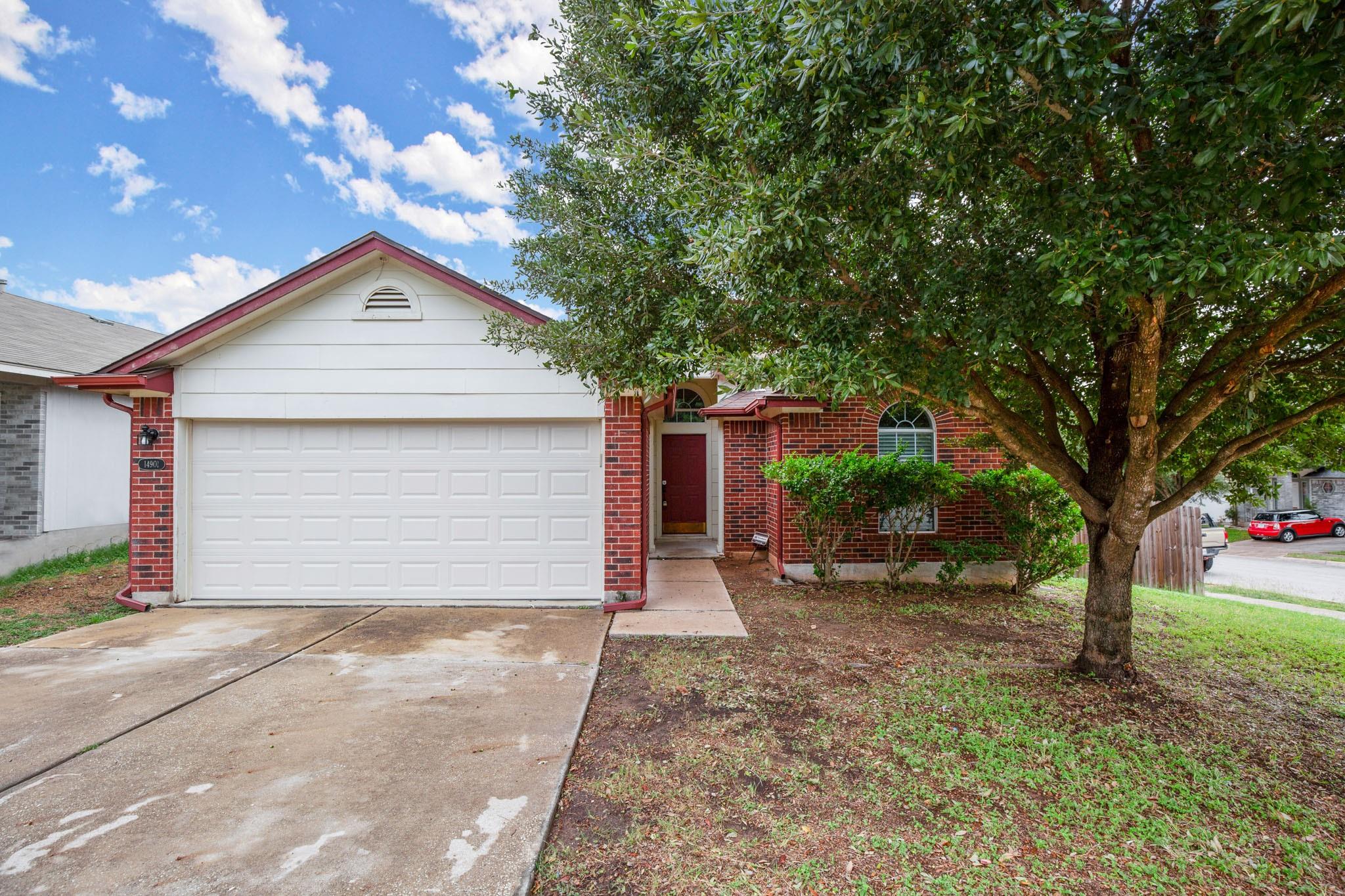 Listing photo 1 of 14901  Nuttall Dr