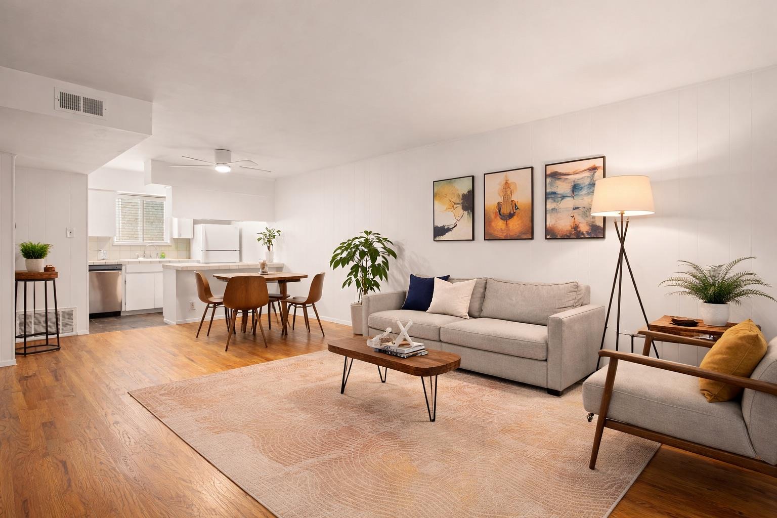 Listing photo 1 of 2122  Hancock Dr  #110