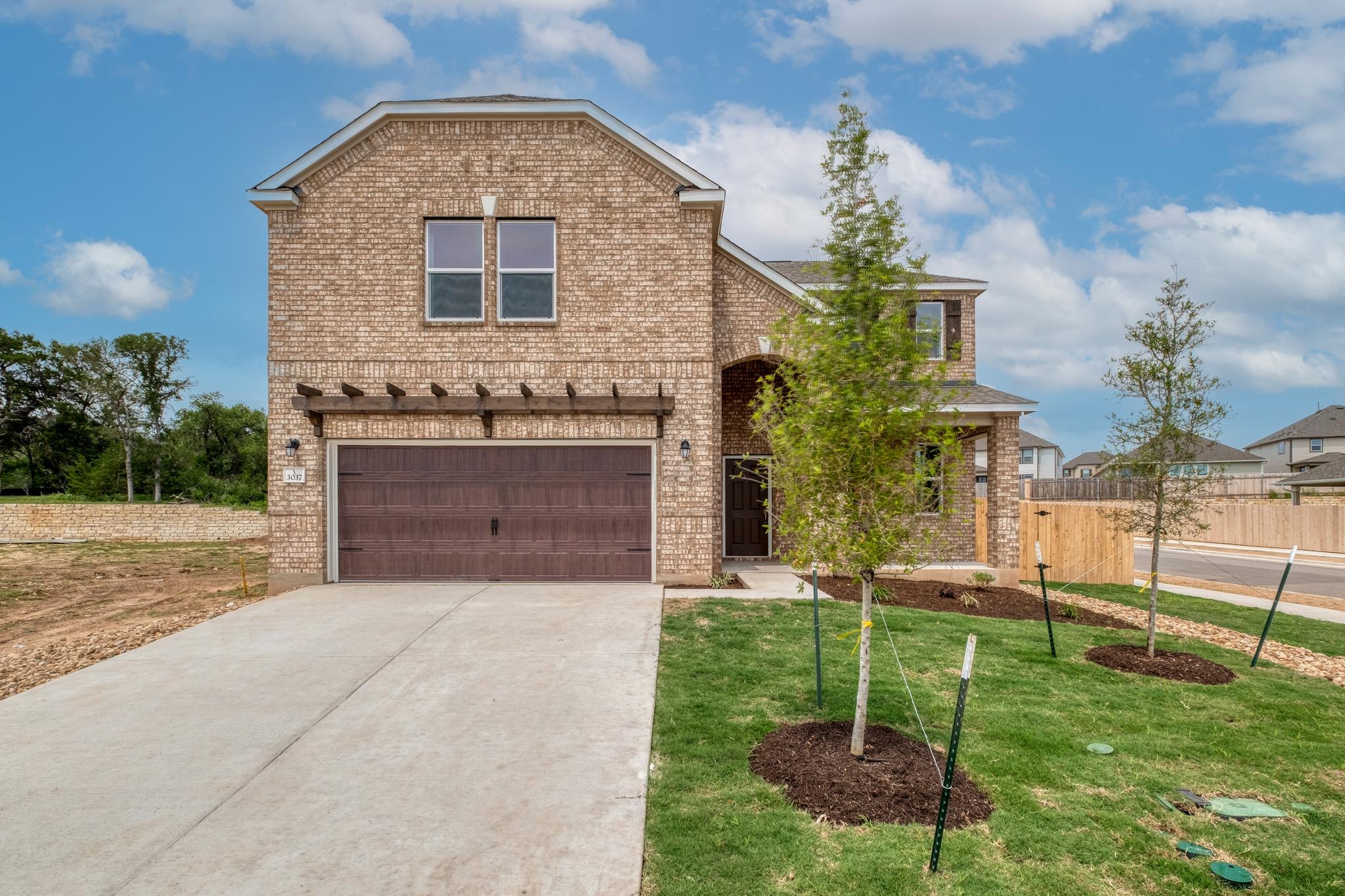 Listing photo 1 of 3037  Carrizo Ter