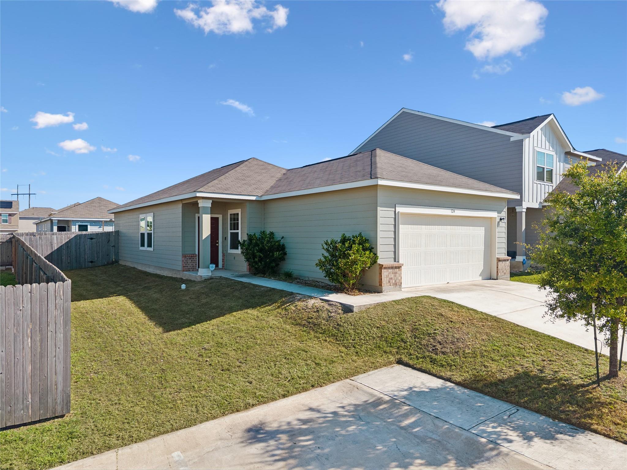 Listing photo 1 of 124  Peony Ln