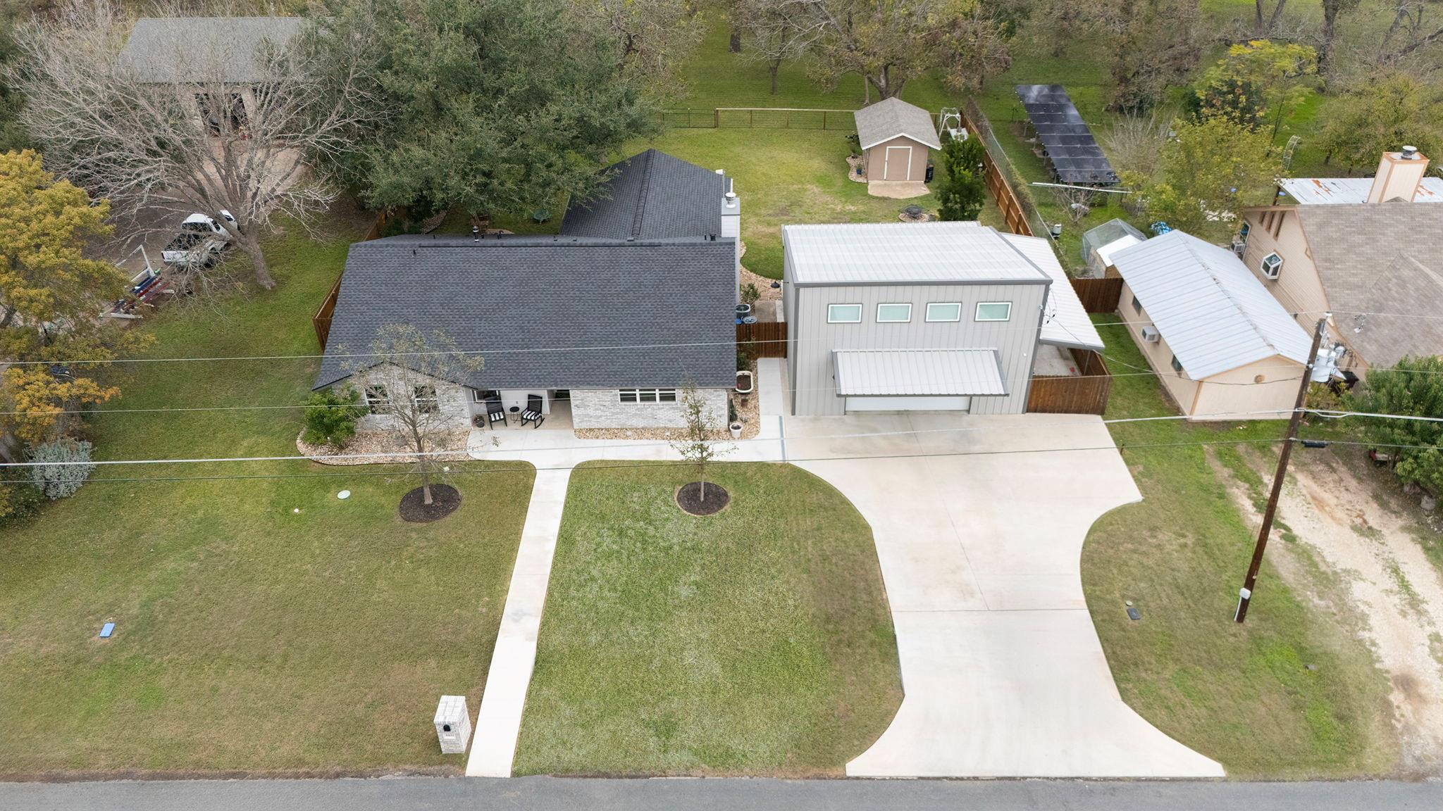 Aerial view of property and surrounding area