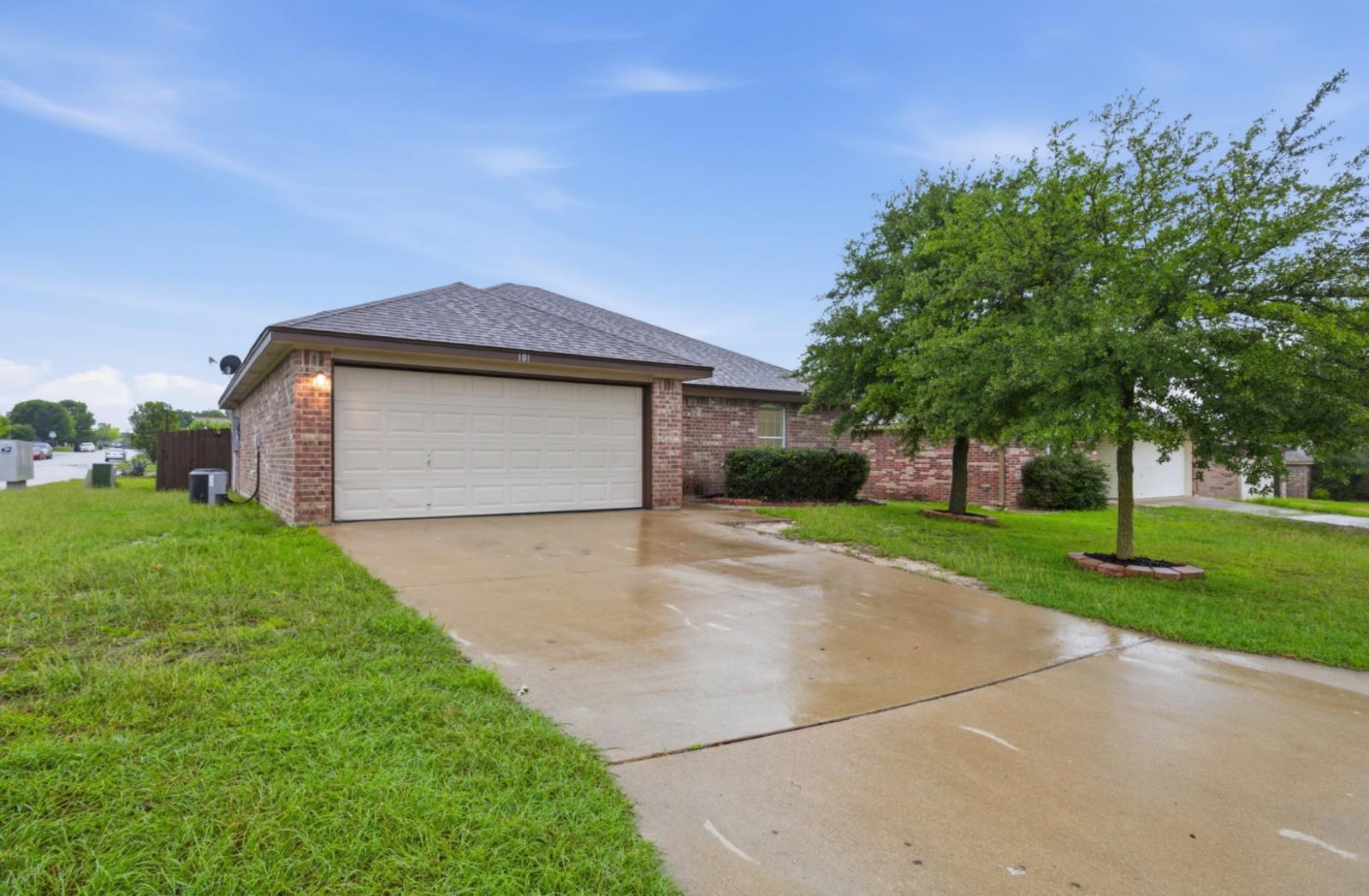Listing photo 1 of 101  Soapstone Dr